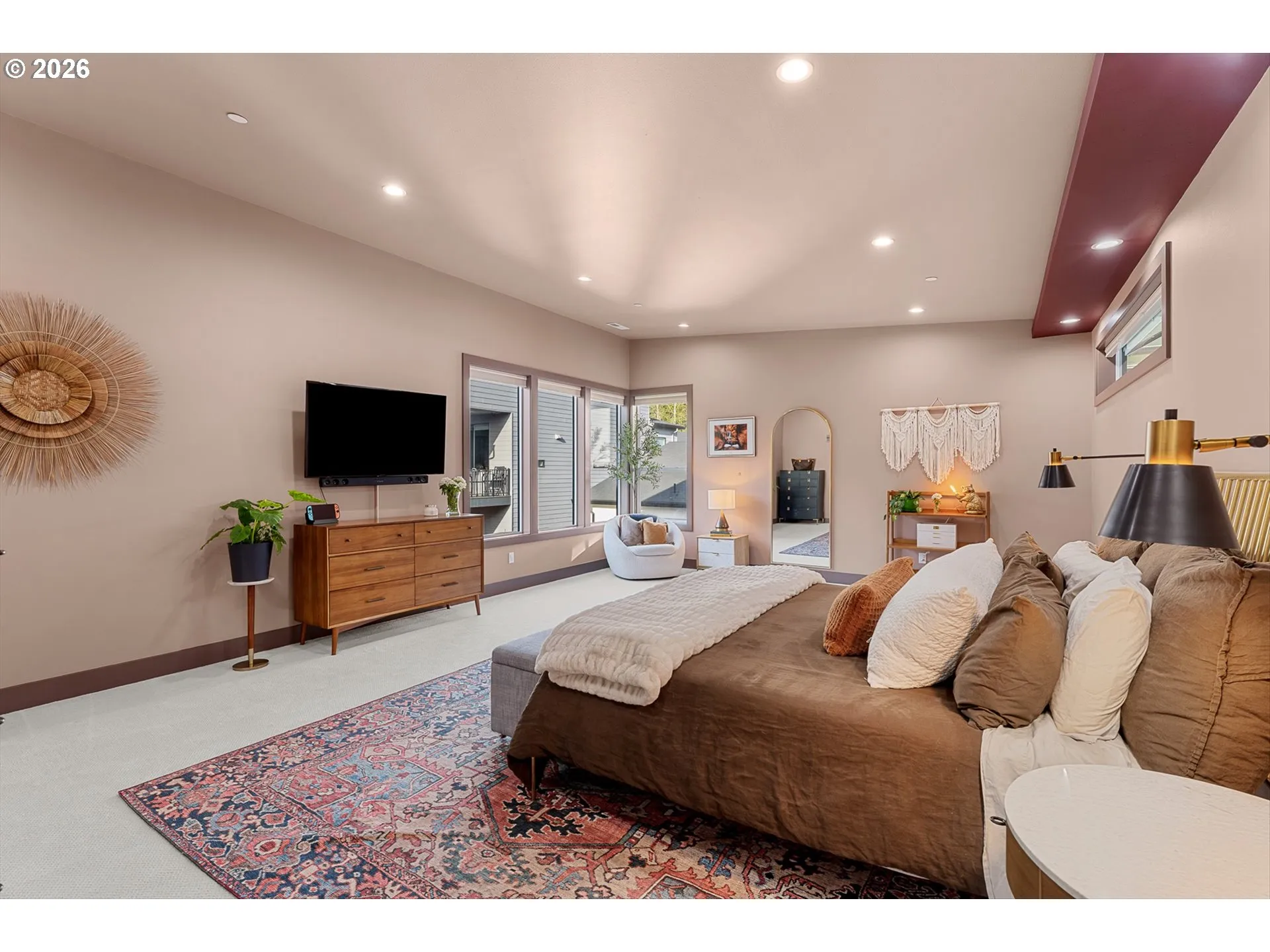 Bedroom, Owner's Suite-Upper