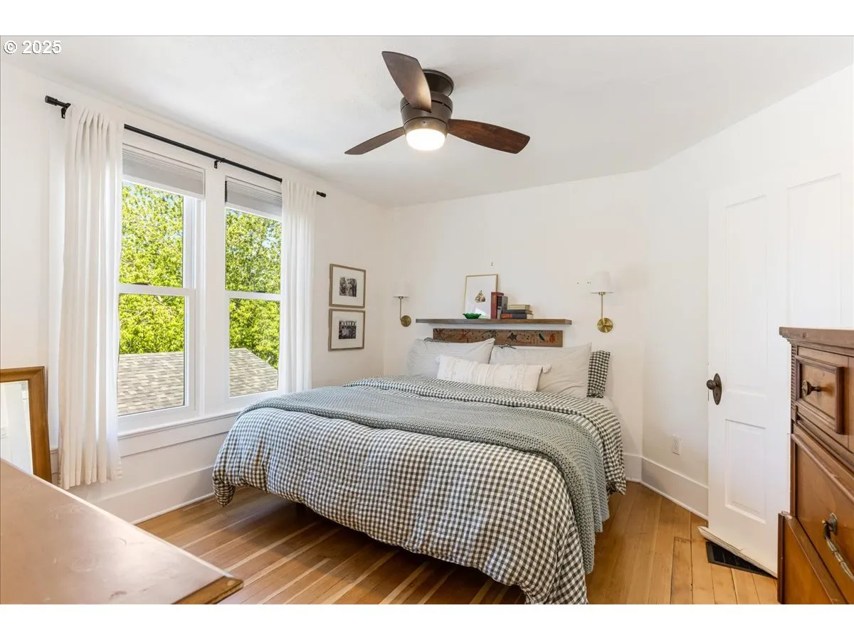 Bedroom-# 1
