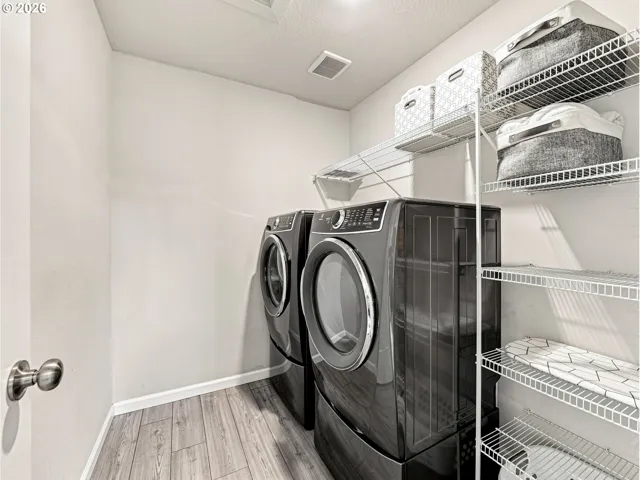 Laundry-Upper