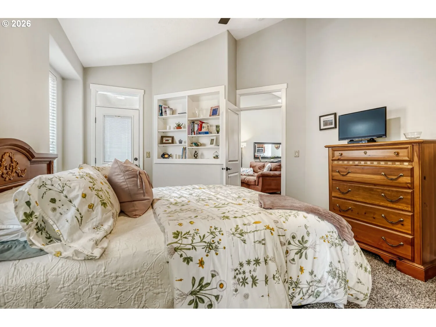 Bedroom, Owner's Suite-Main