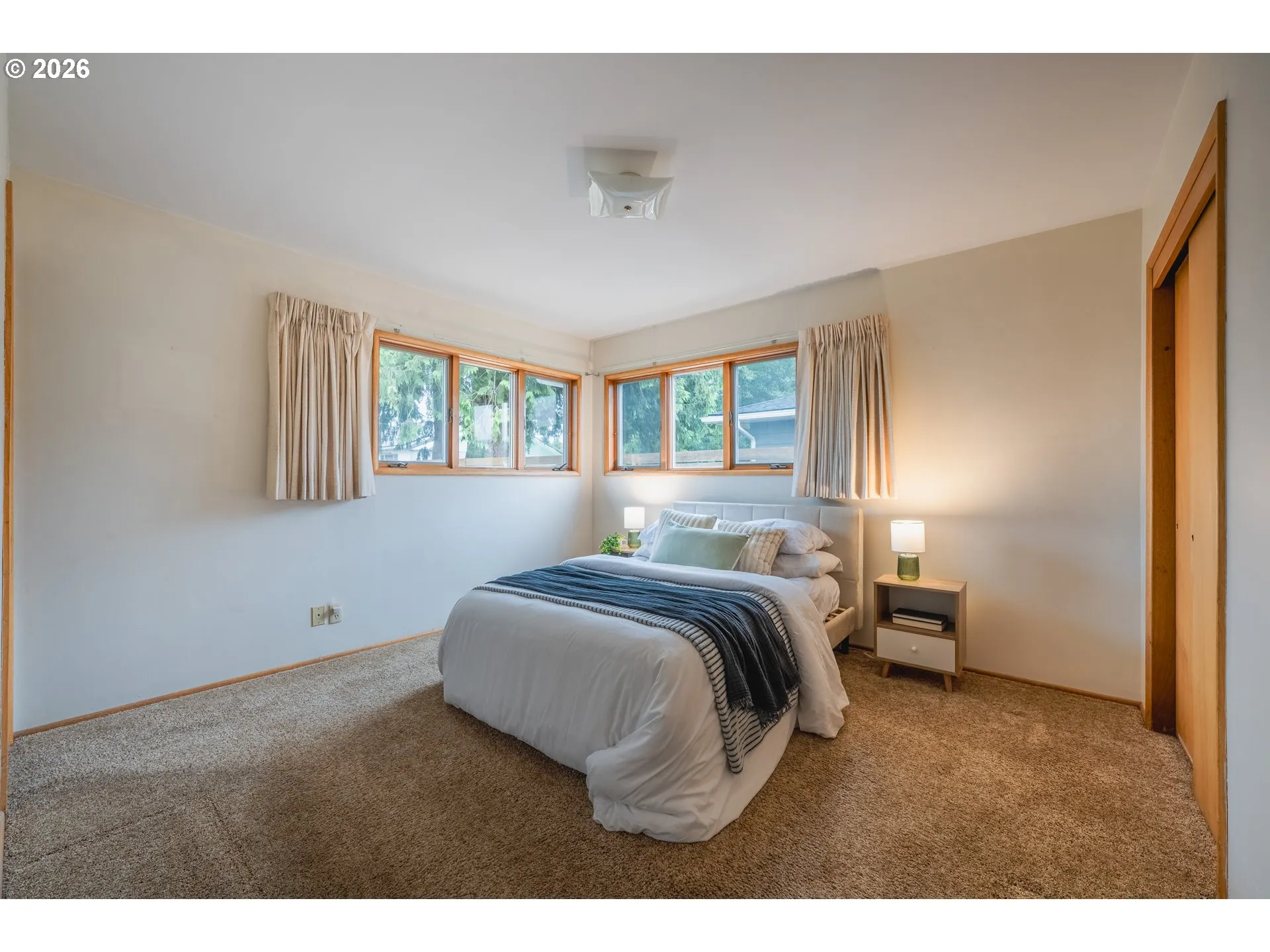 Bedroom, Primary
