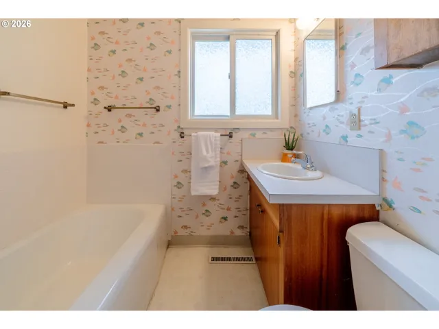Bathroom-Hall