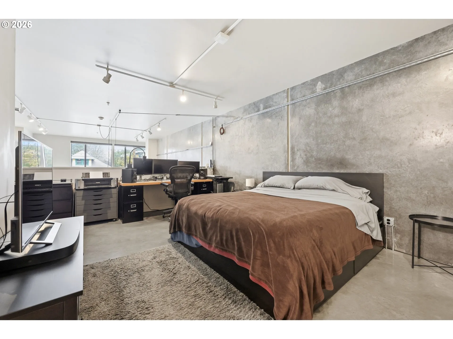 Bedroom, Owner's Suite-Upper