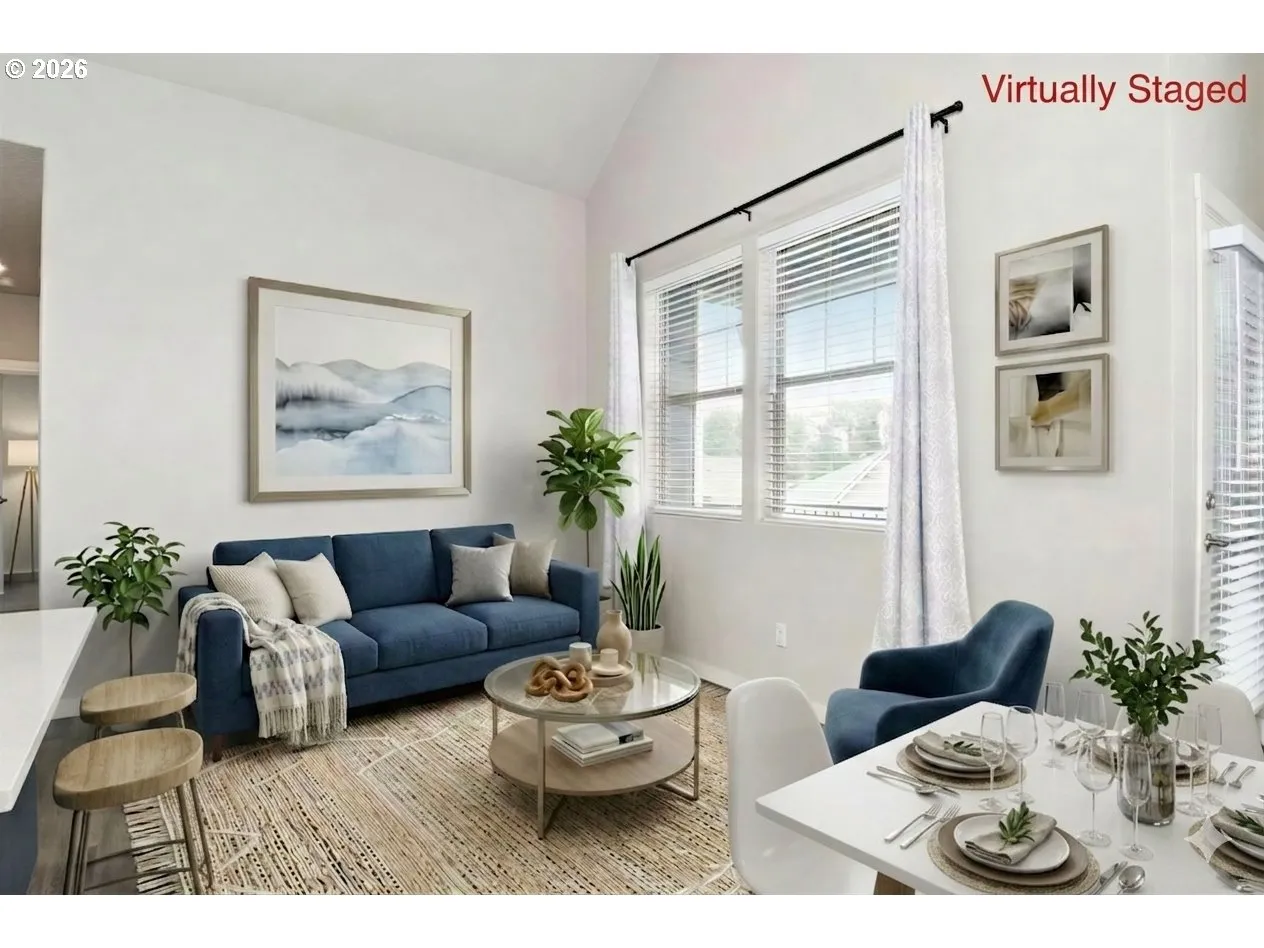 Living Room-Vaulted Ceilings