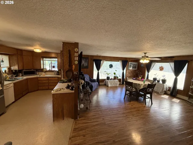 Living Room/Dining Room-Wide Angle/Fisheye