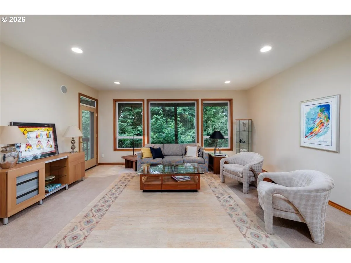 Family Room-Lower