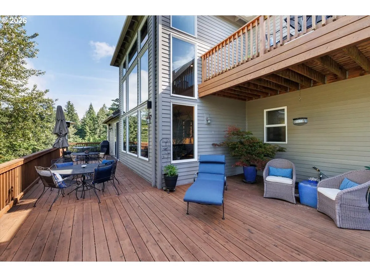 Deck-Main