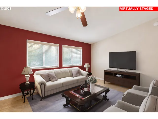 Living Room-Ceiling Fan