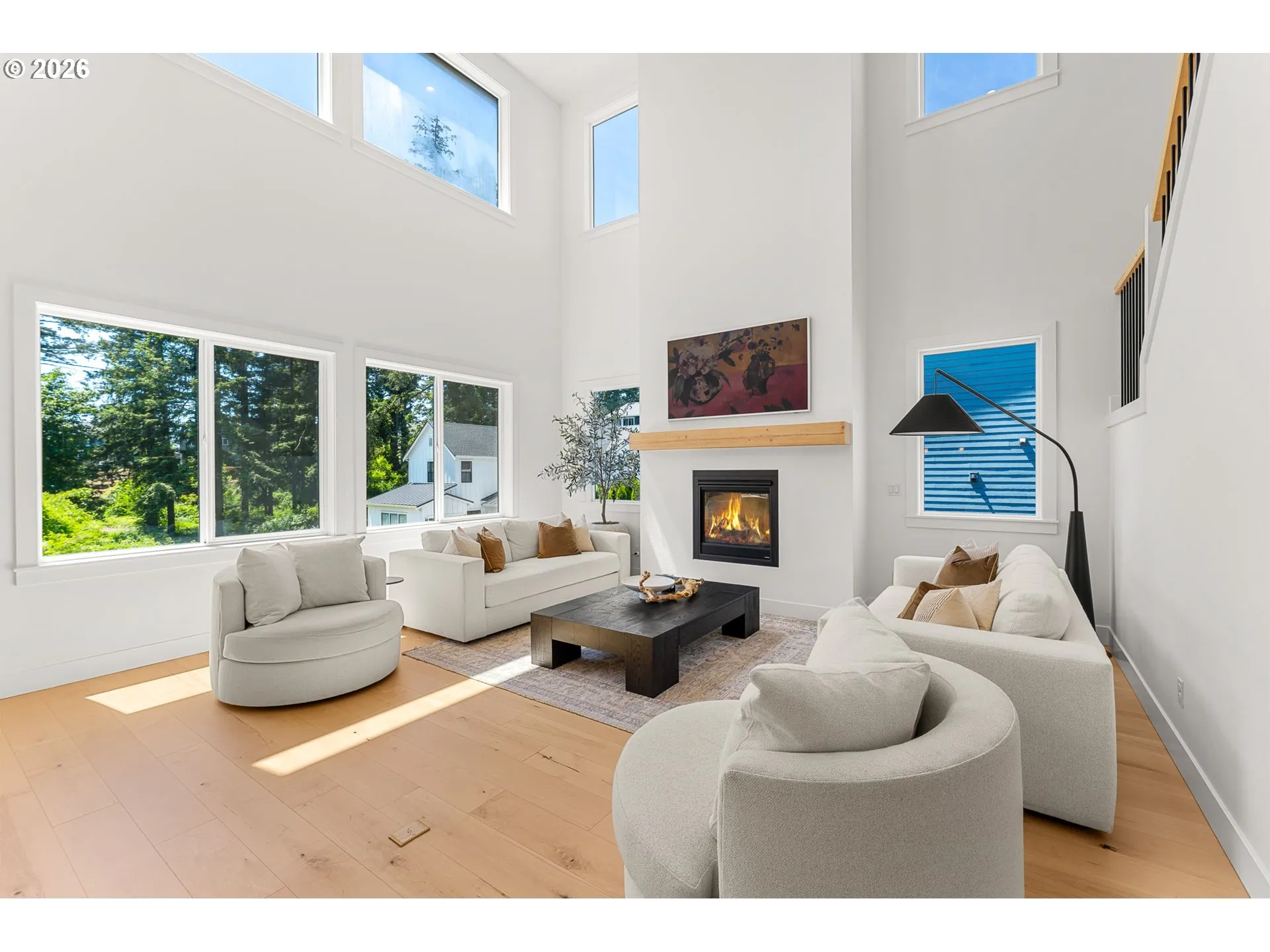 Living Room-Vaulted Ceilings