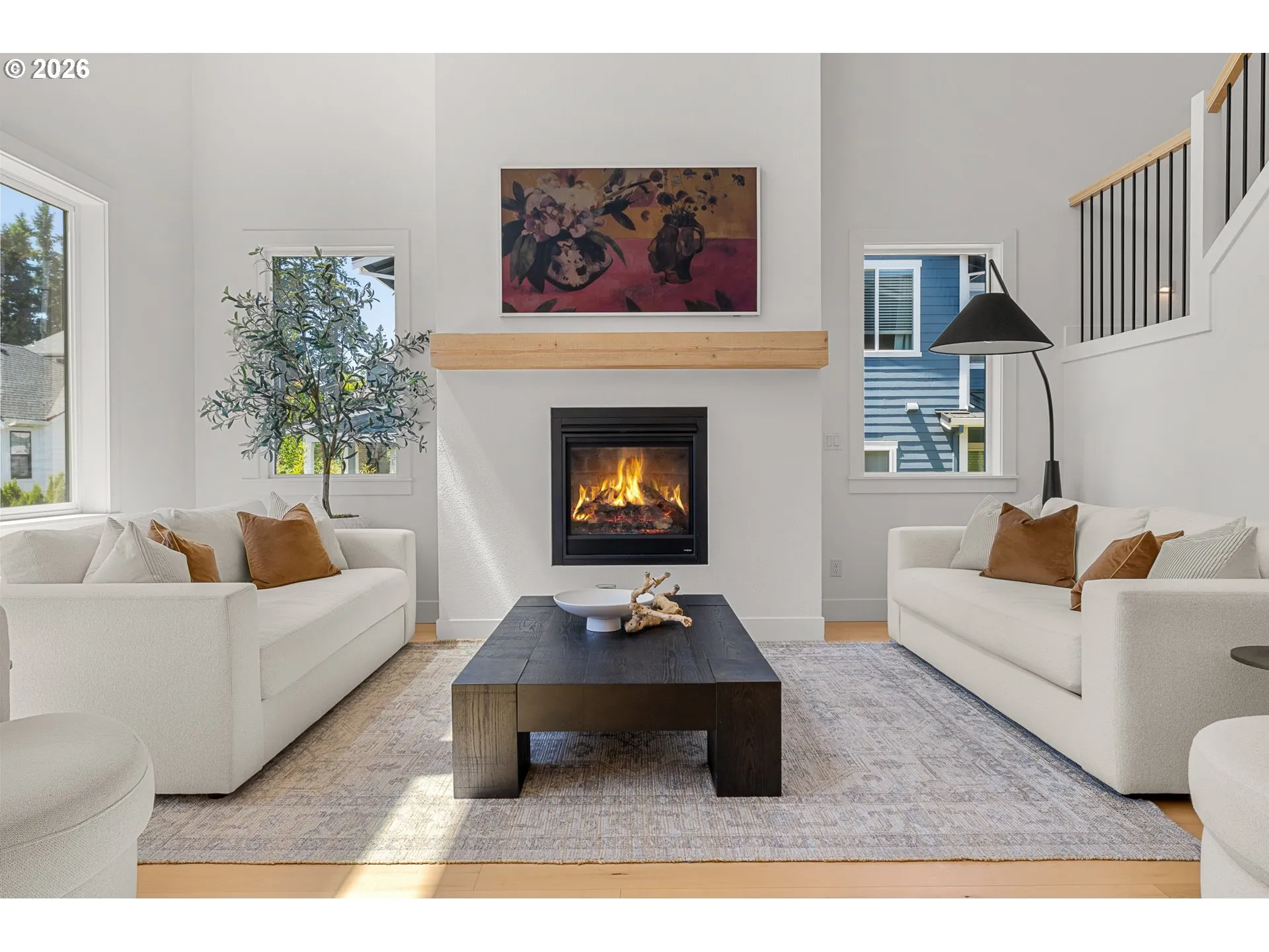 Living Room-Vaulted Ceilings