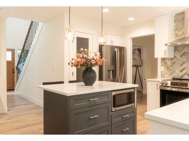 Kitchen-Island