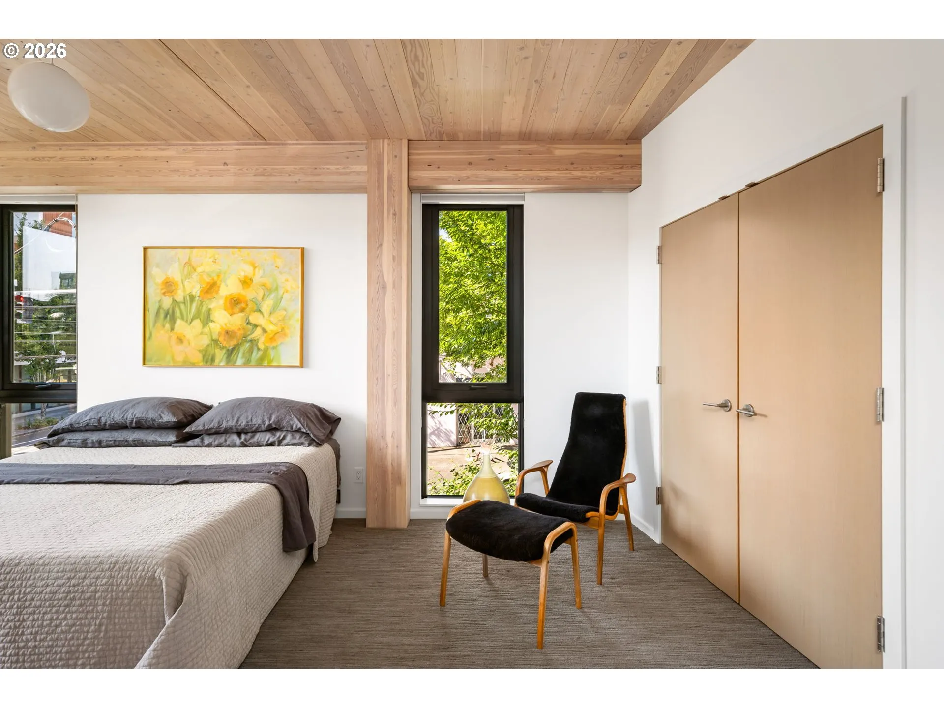 Bedroom, Primary