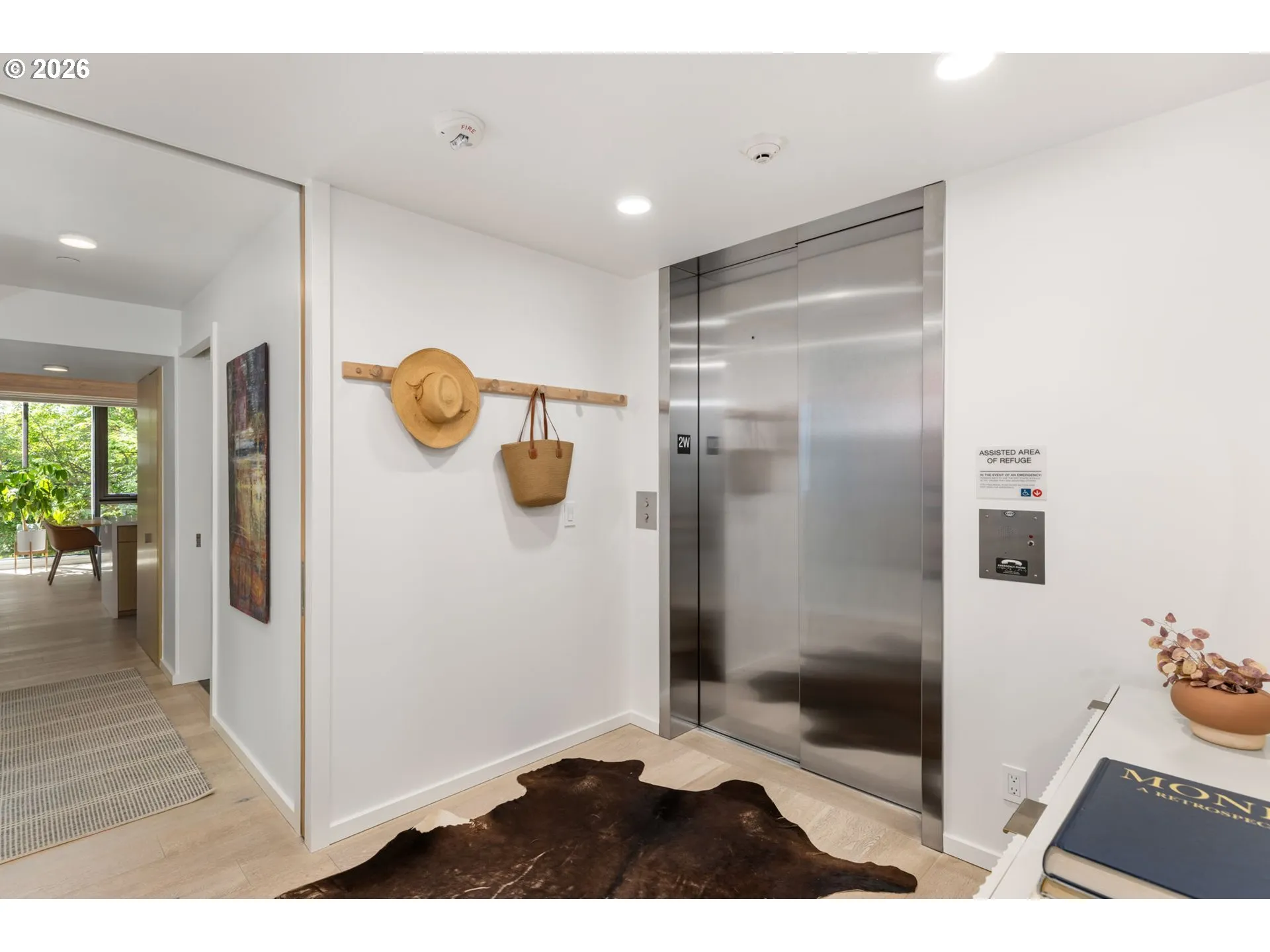 Entrance/Foyer