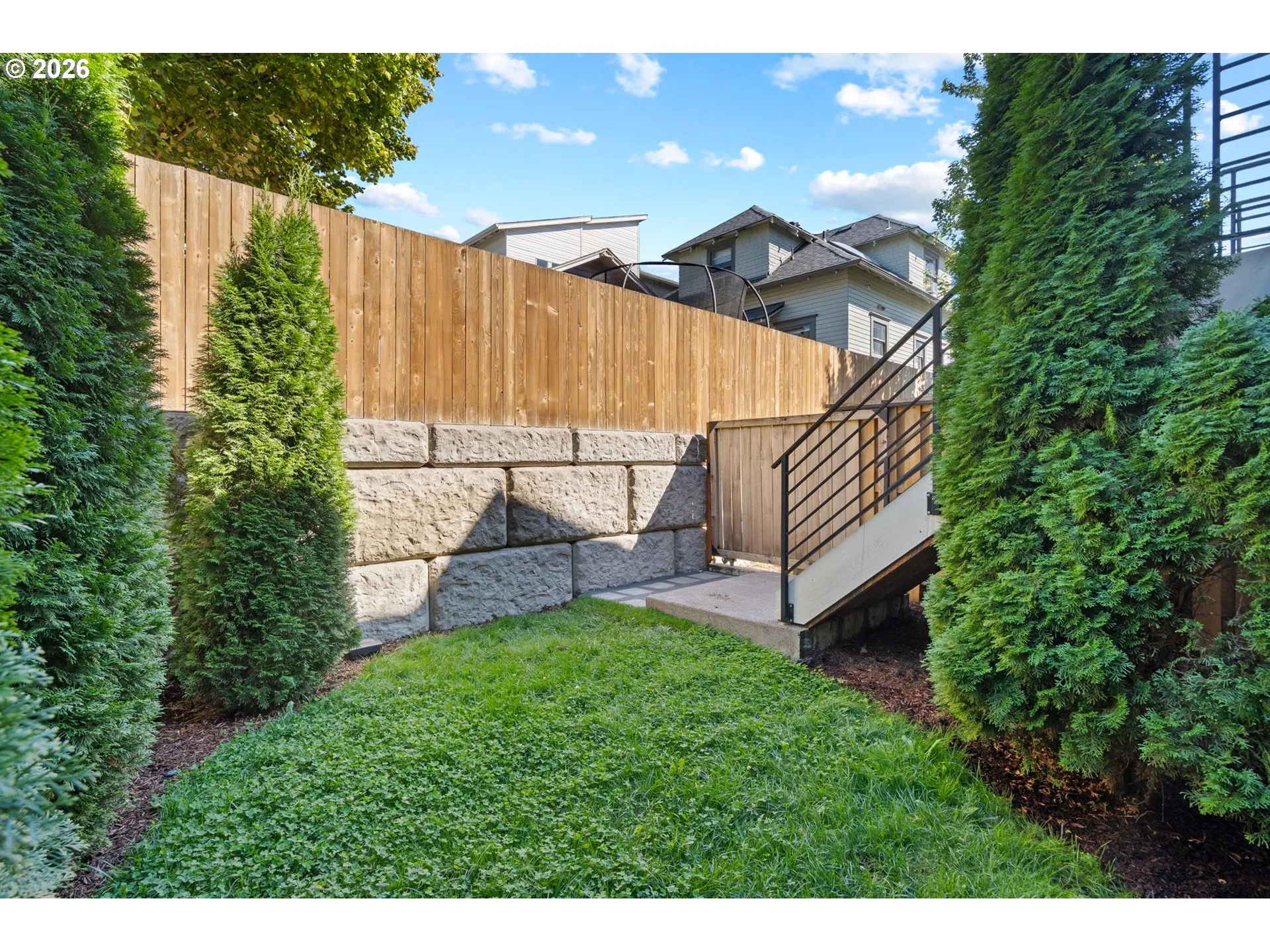 Yard-Fenced