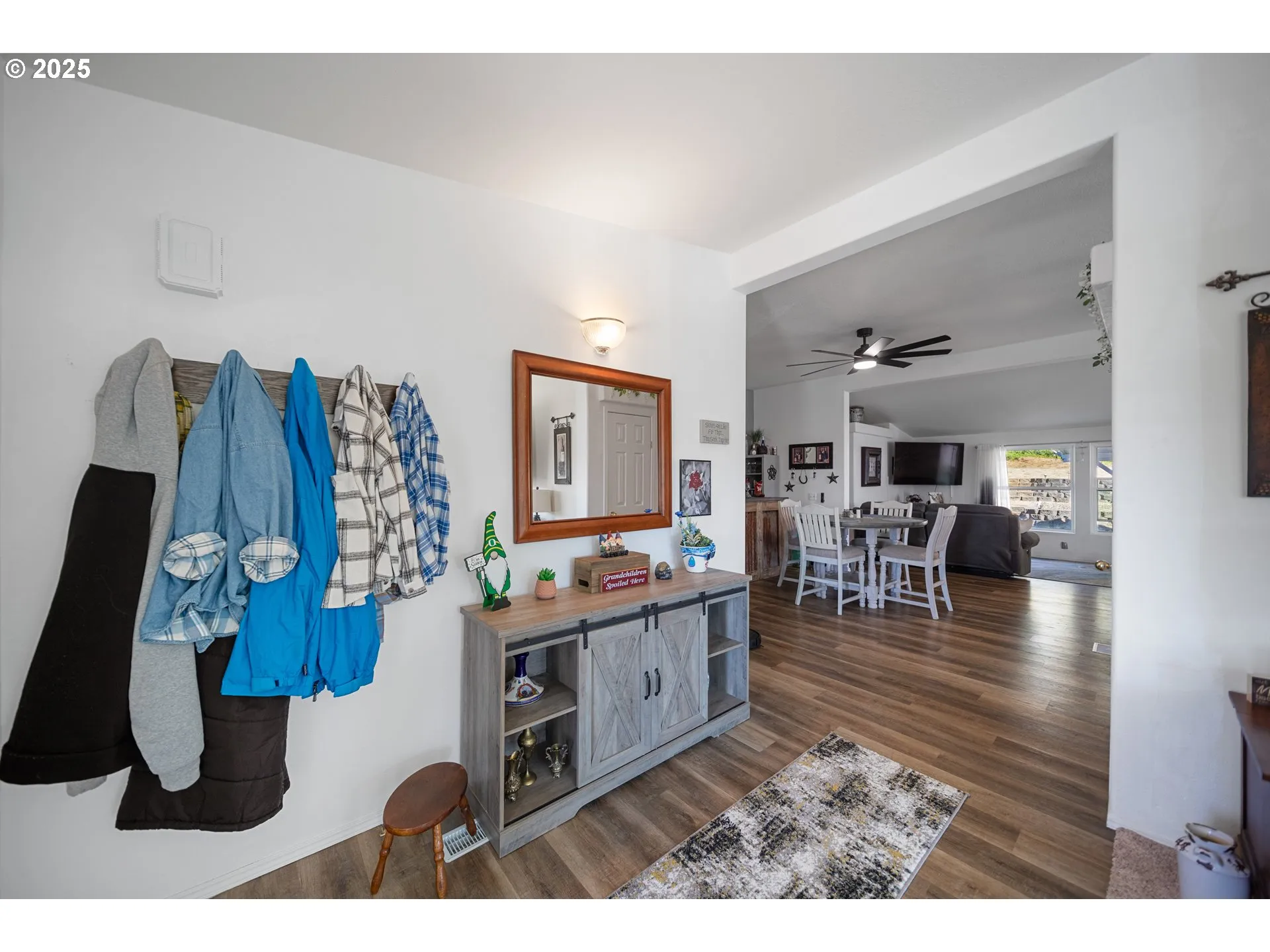 Entrance/Foyer