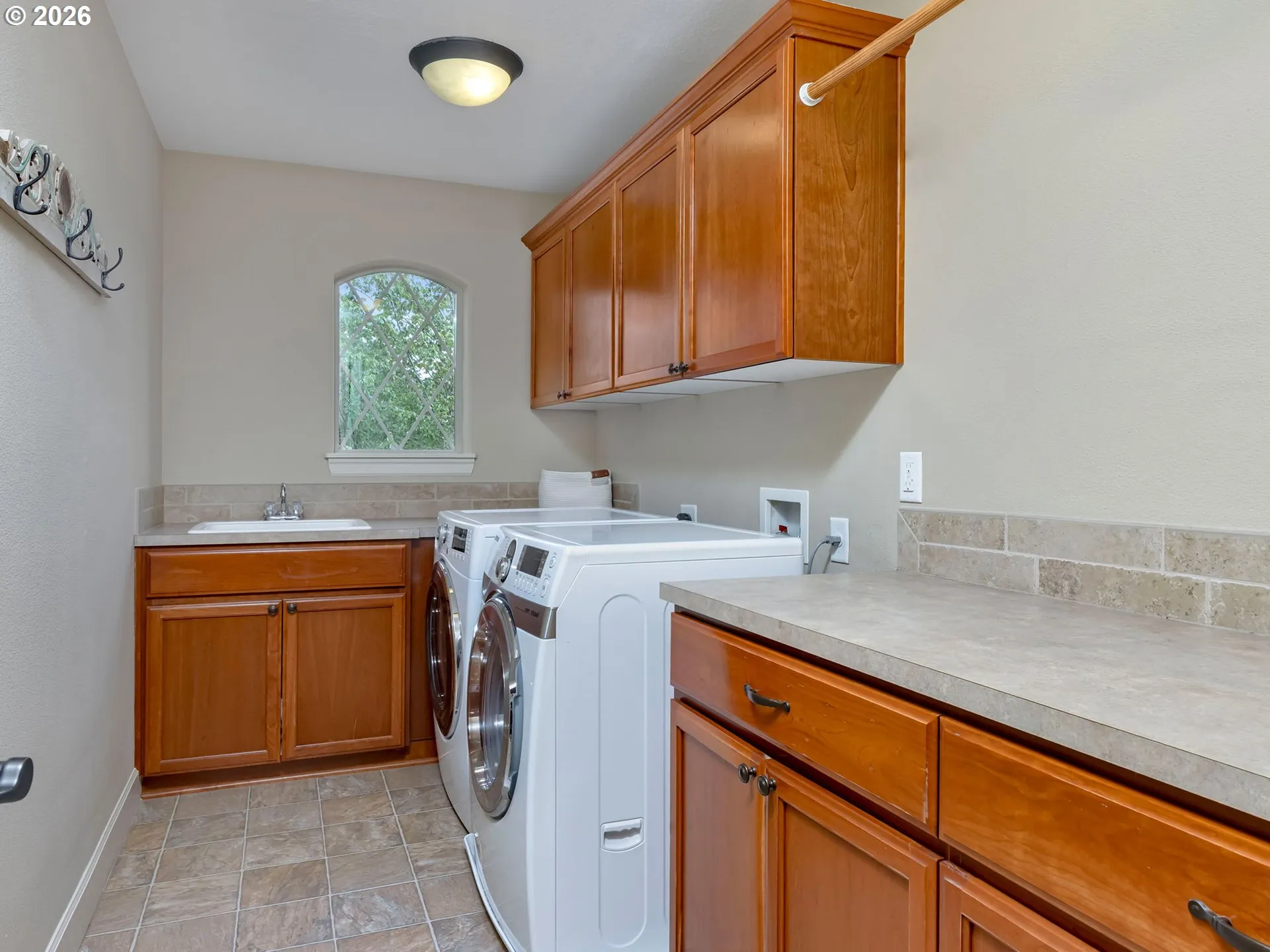 Laundry-Upper
