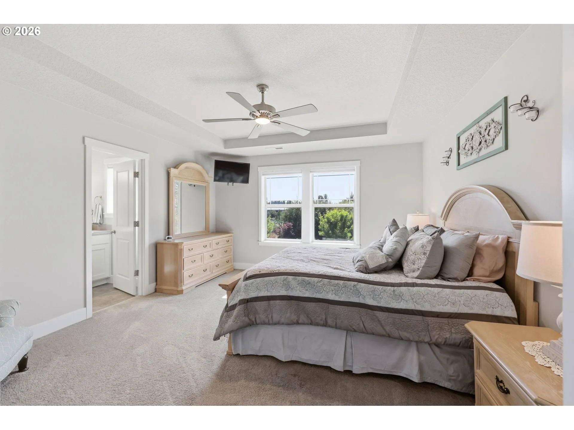 Primary Bedroom-Upper