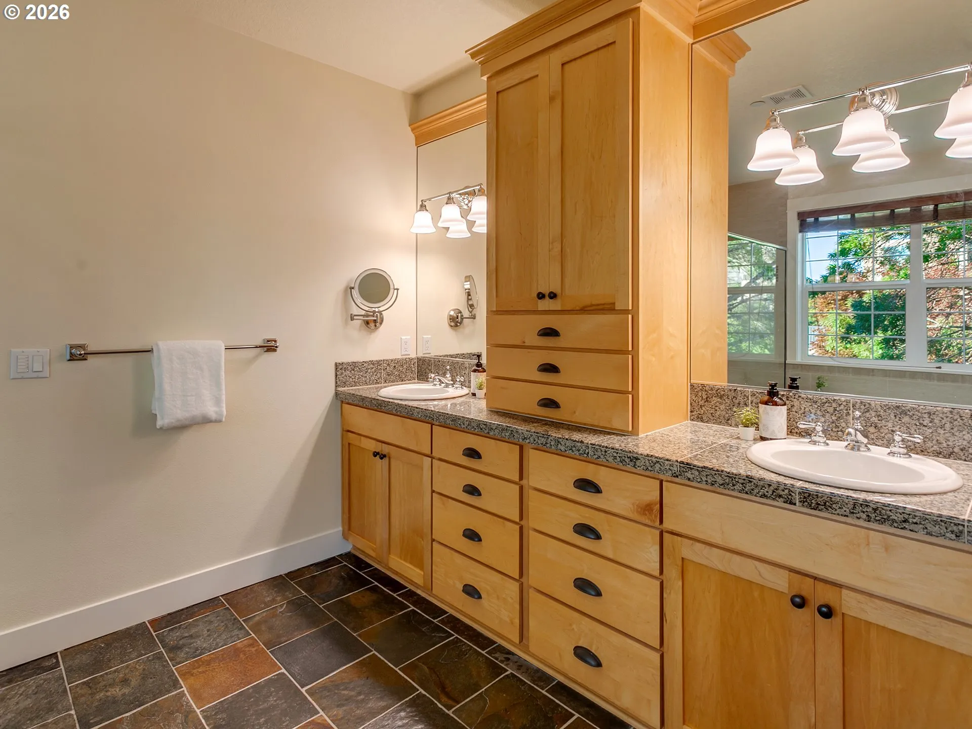 Primary Bedroom-Attached Bathroom