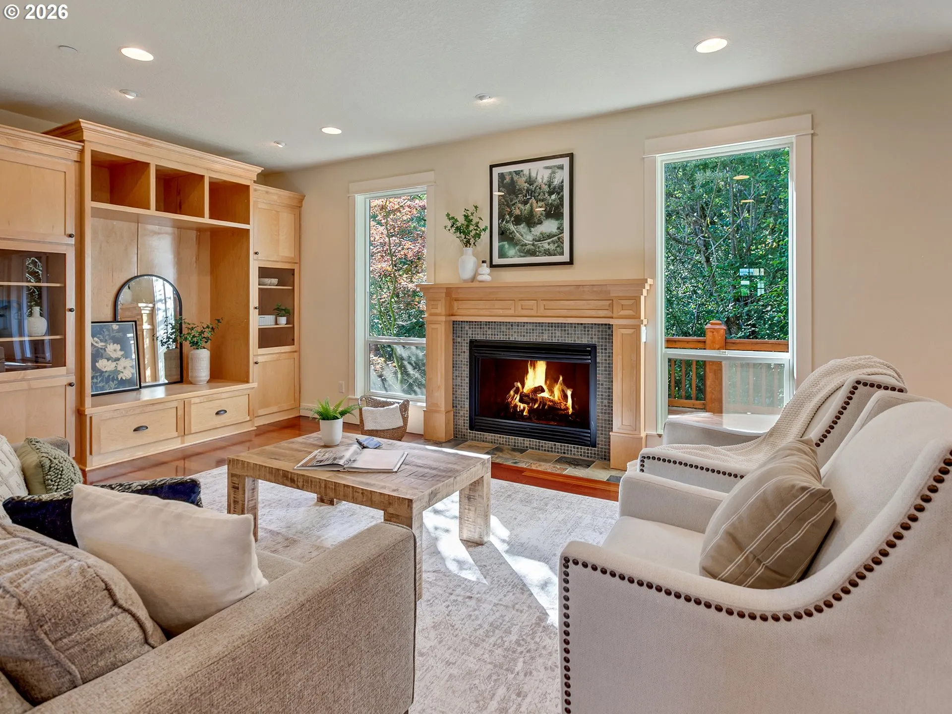 Living Room-Fireplace