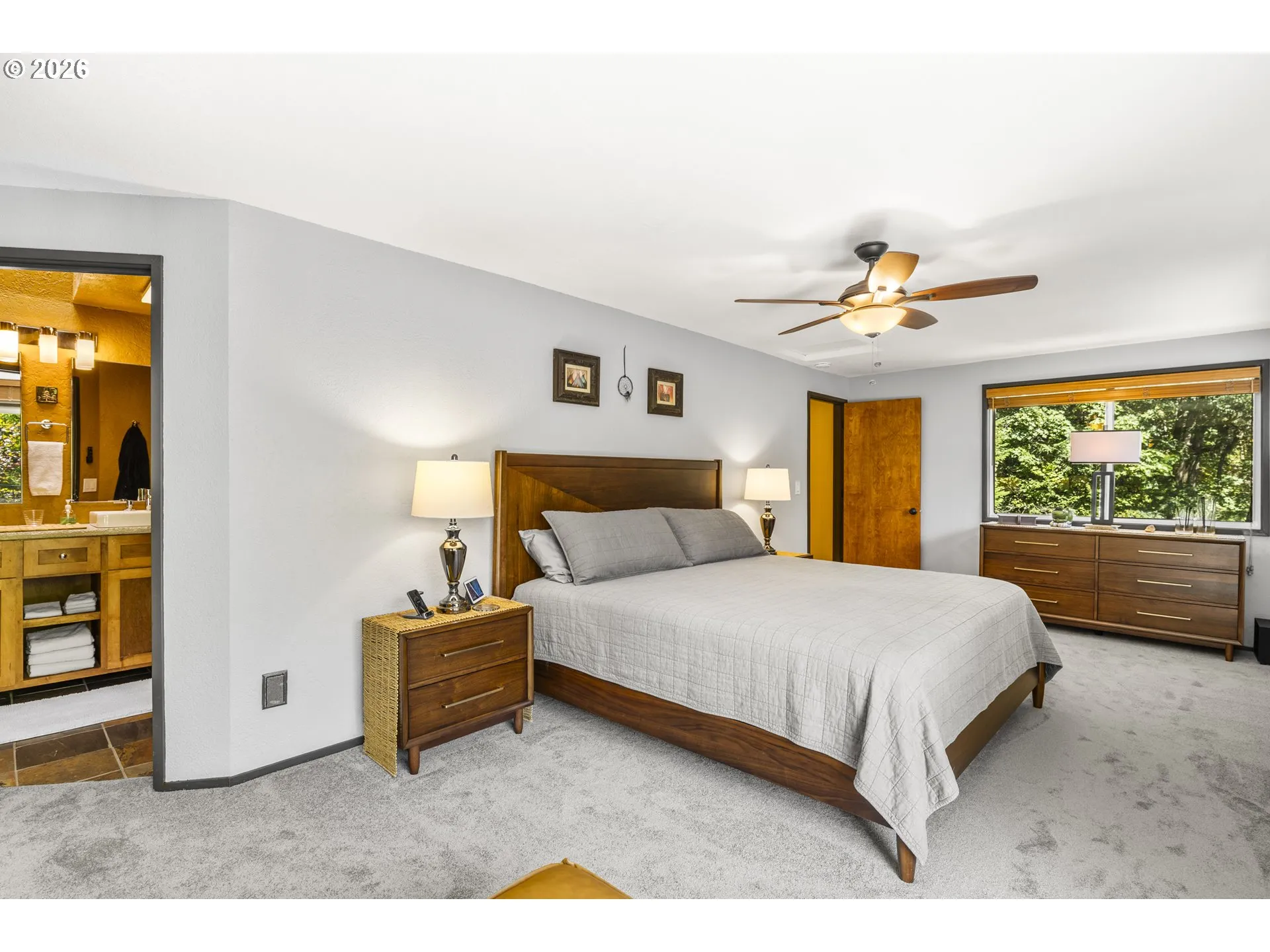 Bedroom, Primary-Upper