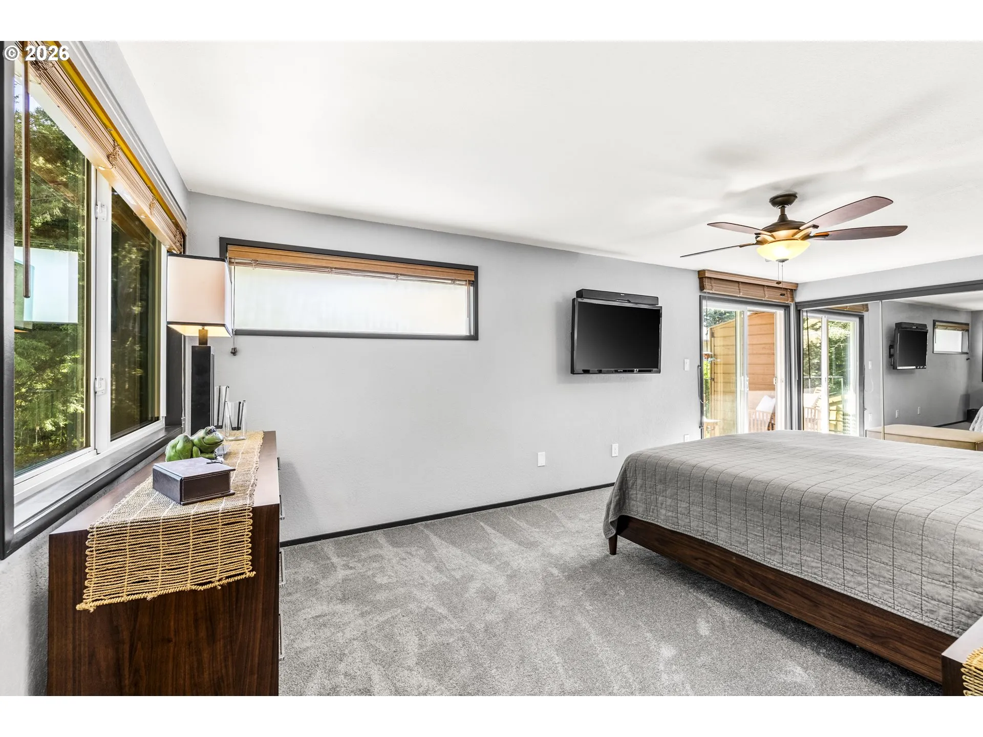 Bedroom, Primary-Upper