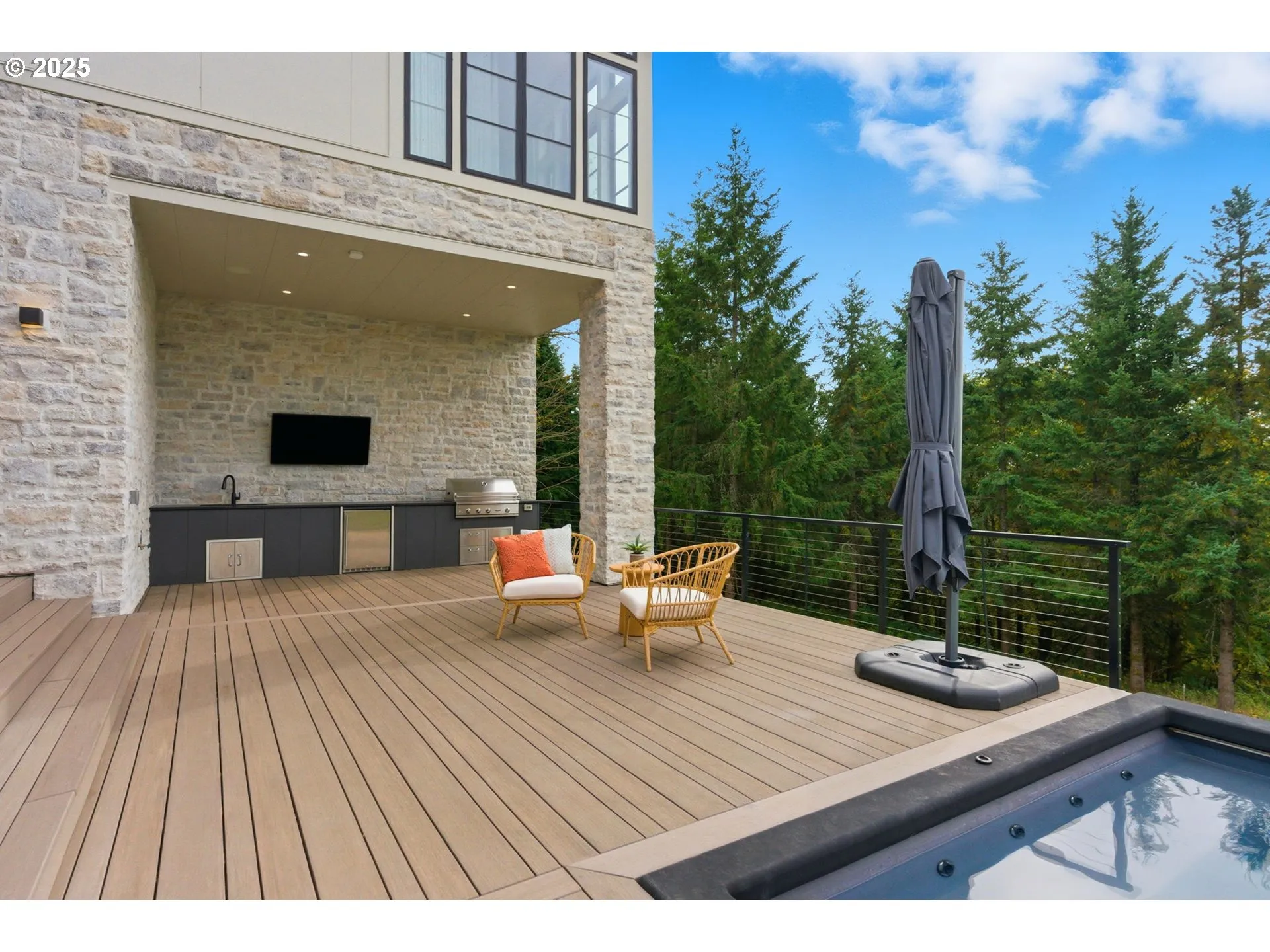 Deck-Main