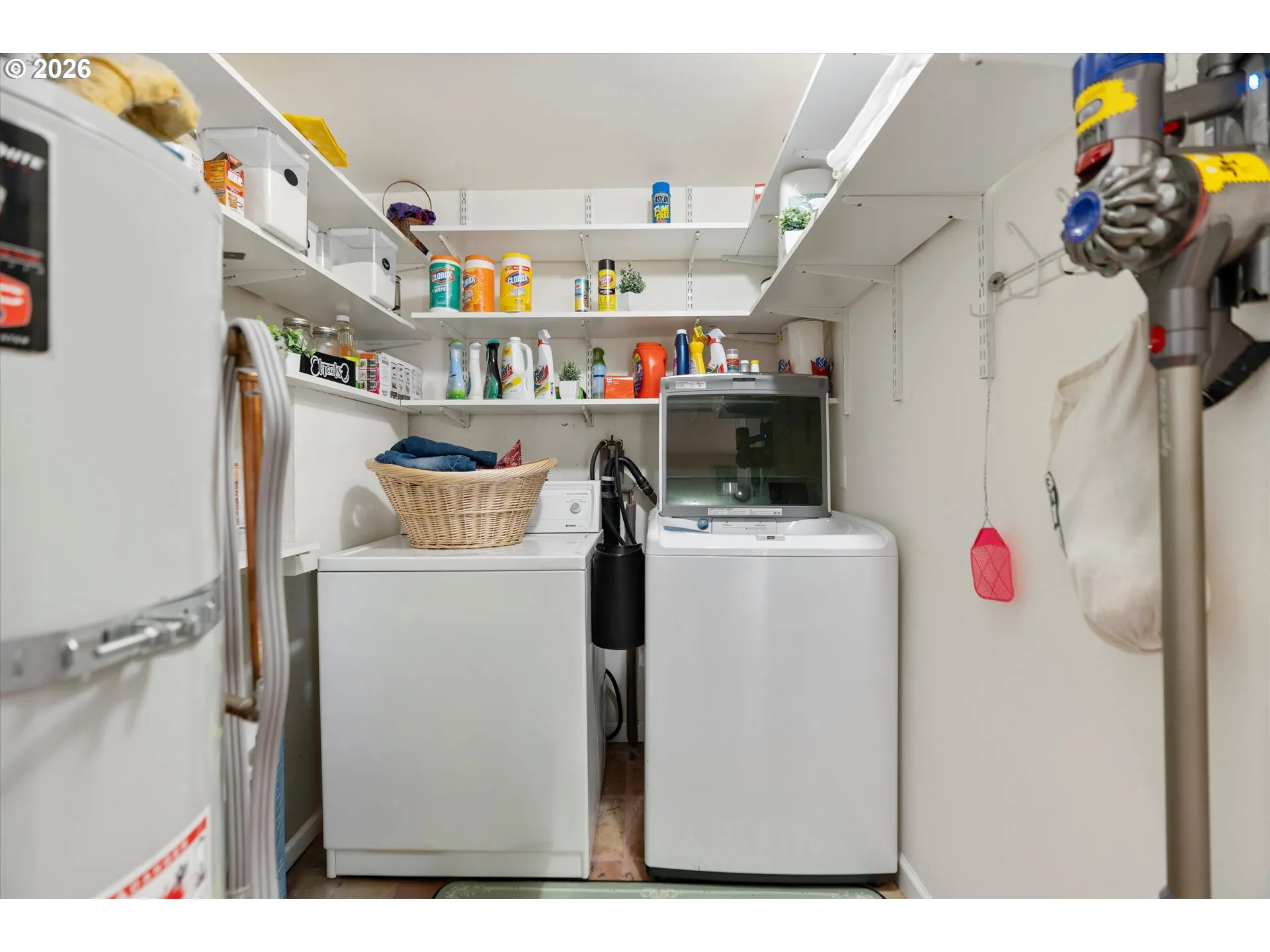 Pantry-Main
