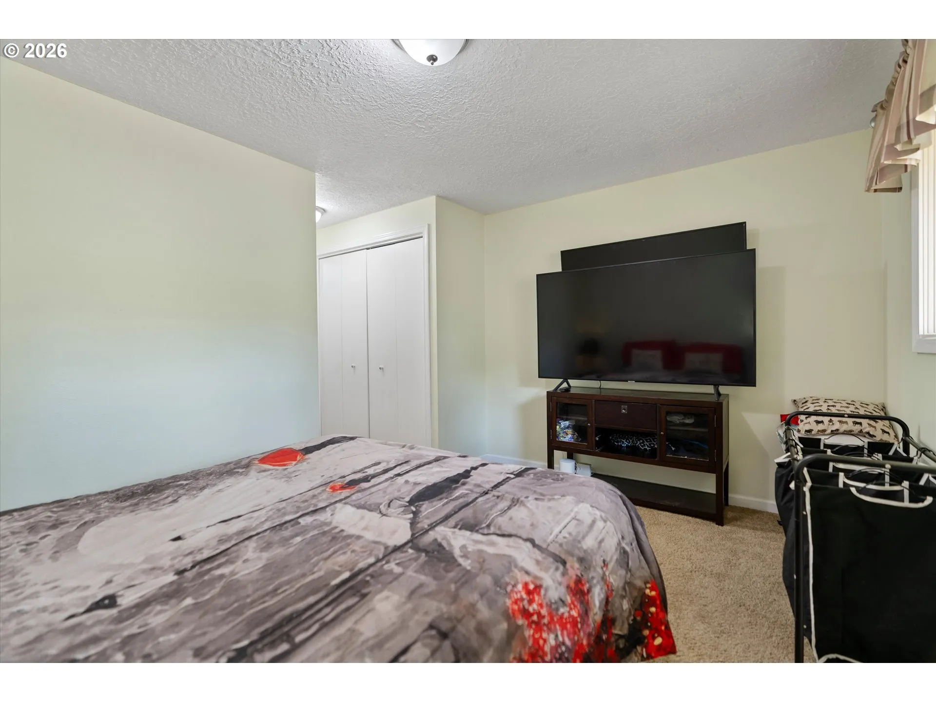 Bedroom, Owner's Suite-Main