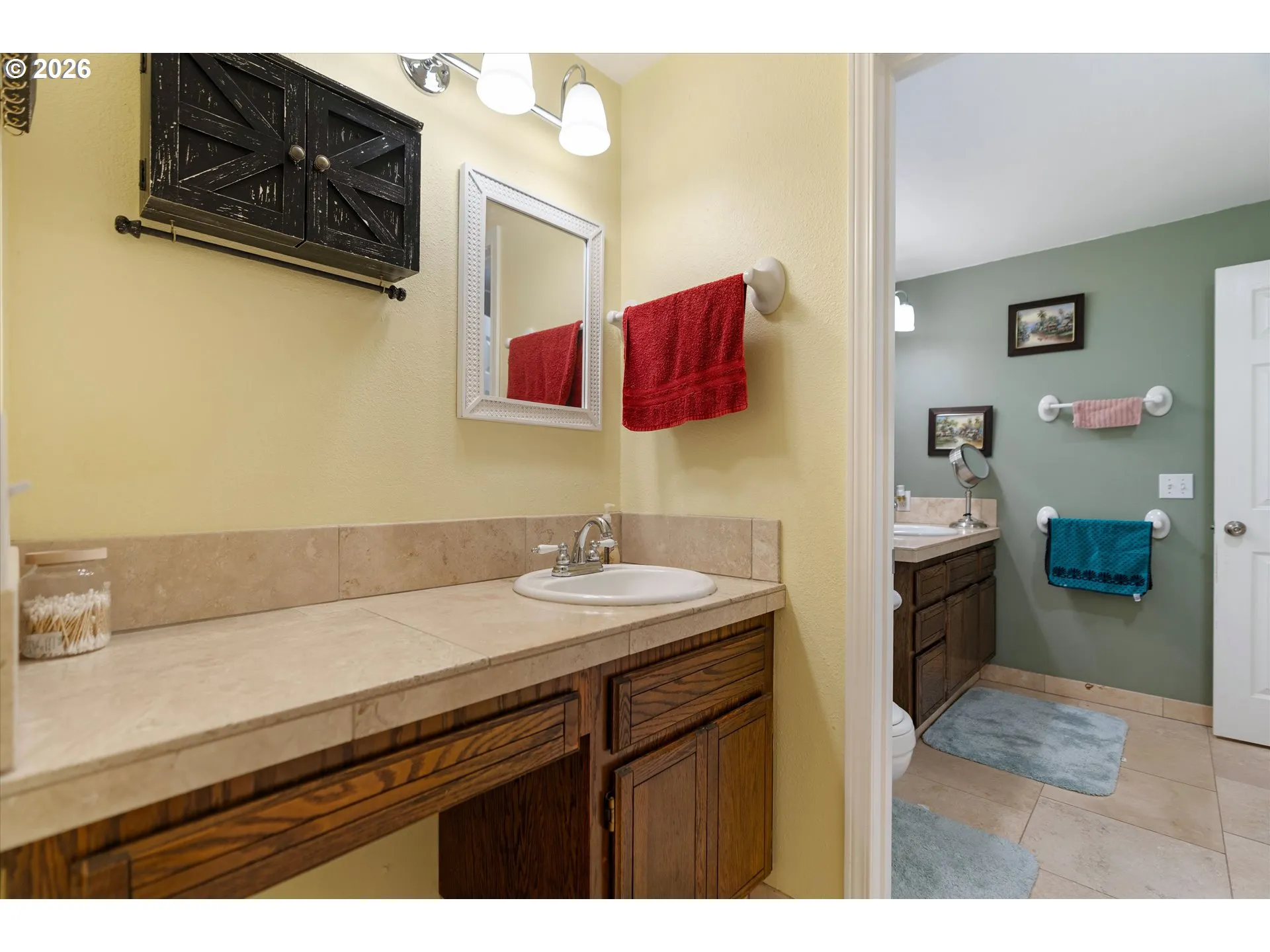Bathroom-Upper
