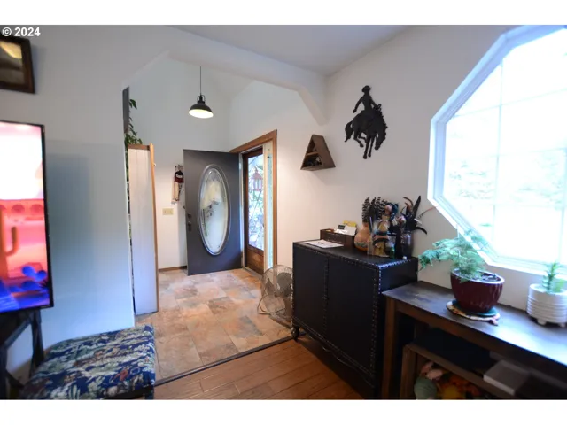 Entrance/Foyer