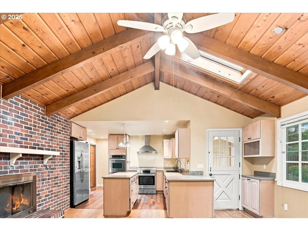 Kitchen-Island