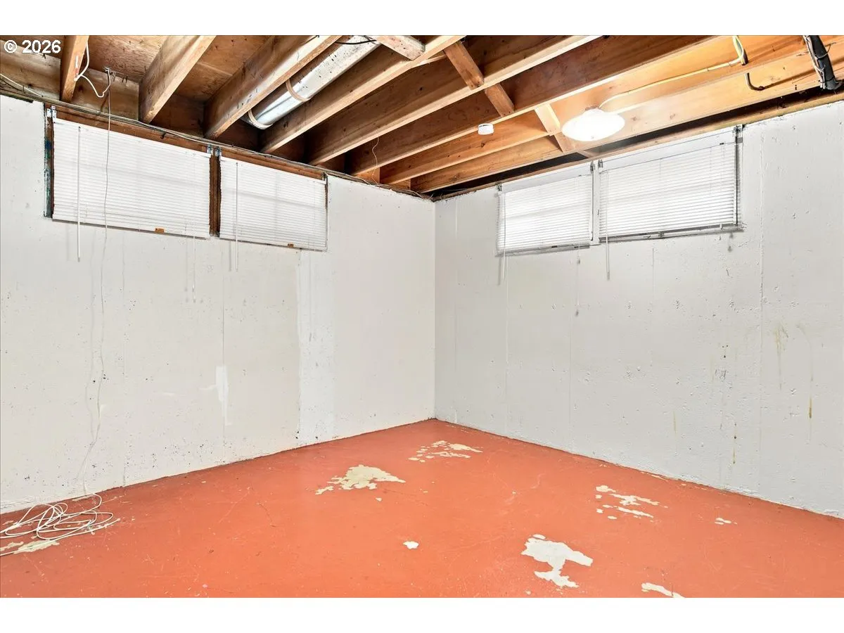 Basement-Unfinished