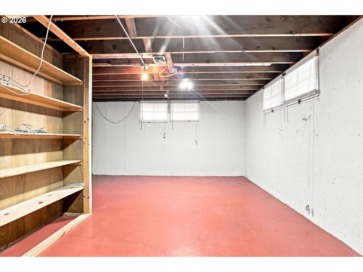 Basement-Unfinished