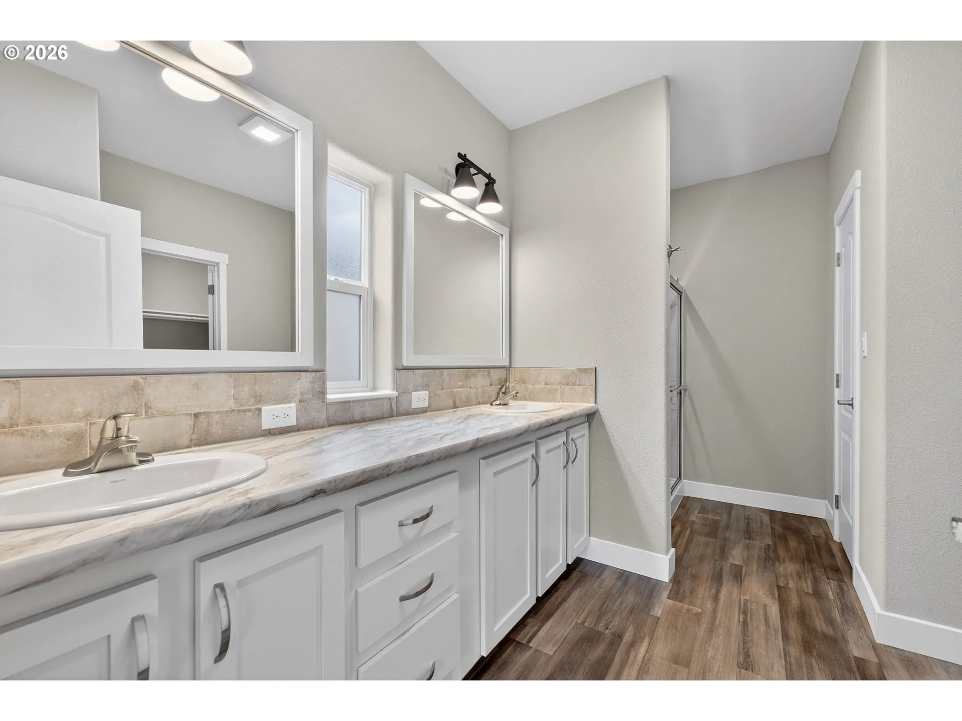 Bathroom, Attached-Double Sinks