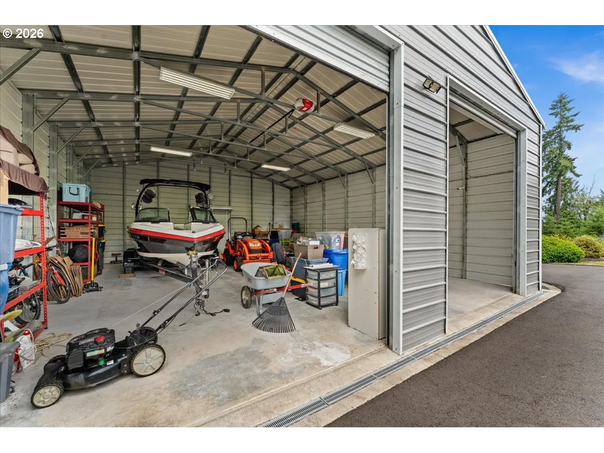 Shop-Finished