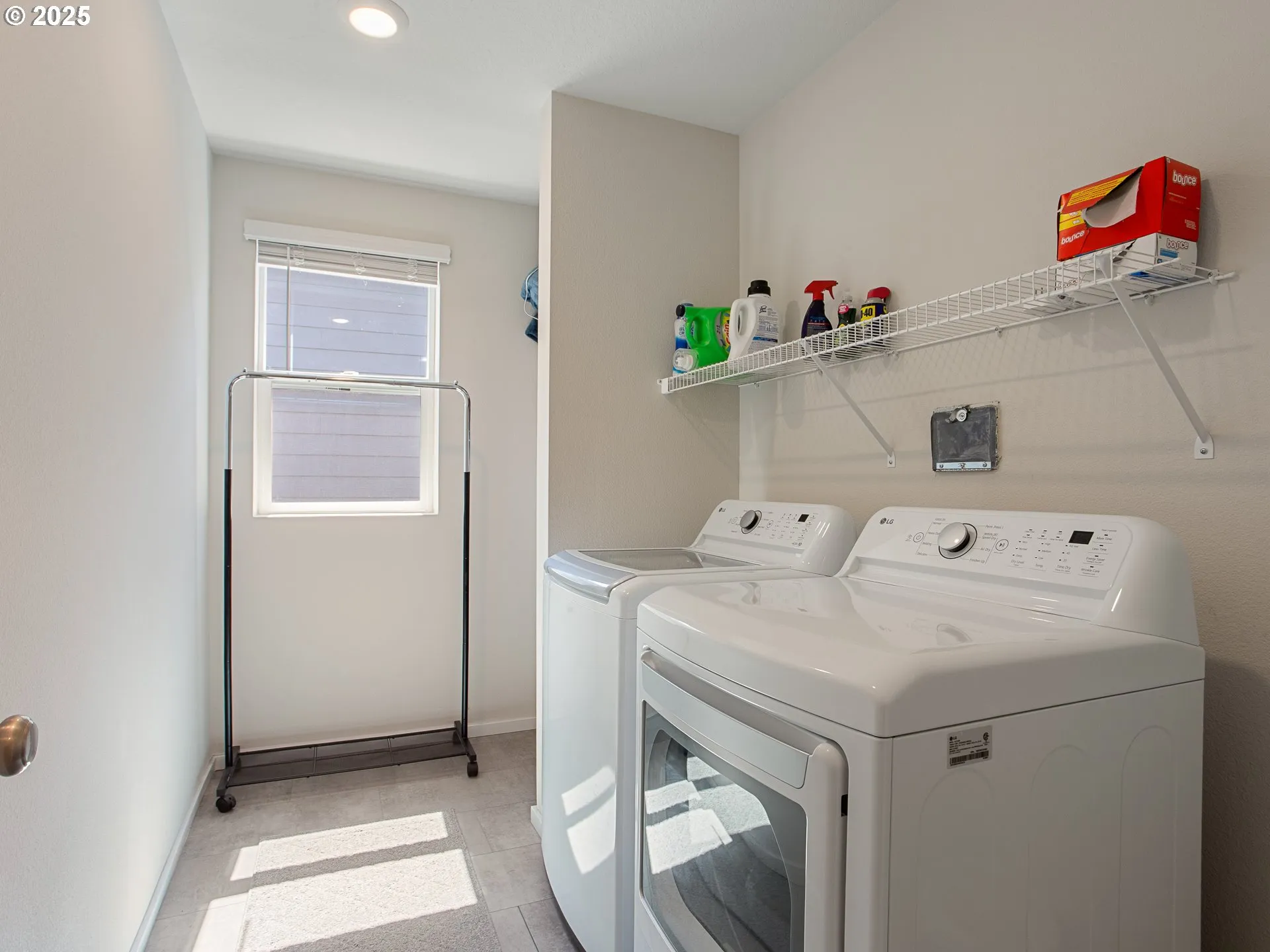Laundry-Upper