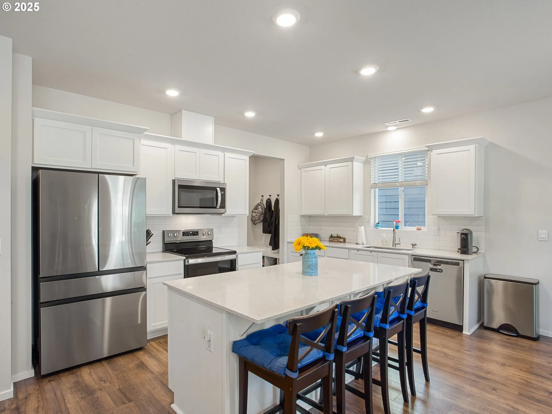 Kitchen-Island