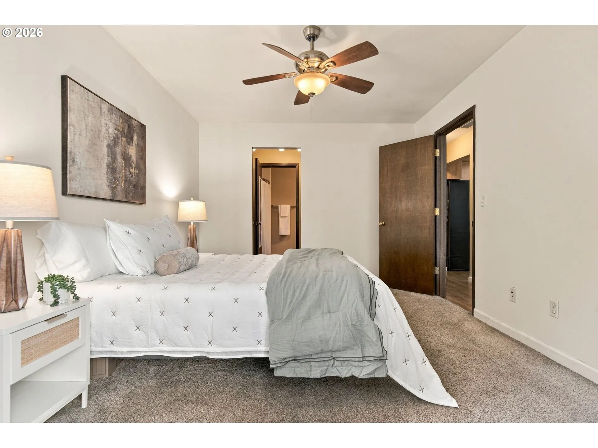 Bedroom, Owner's Suite-Main