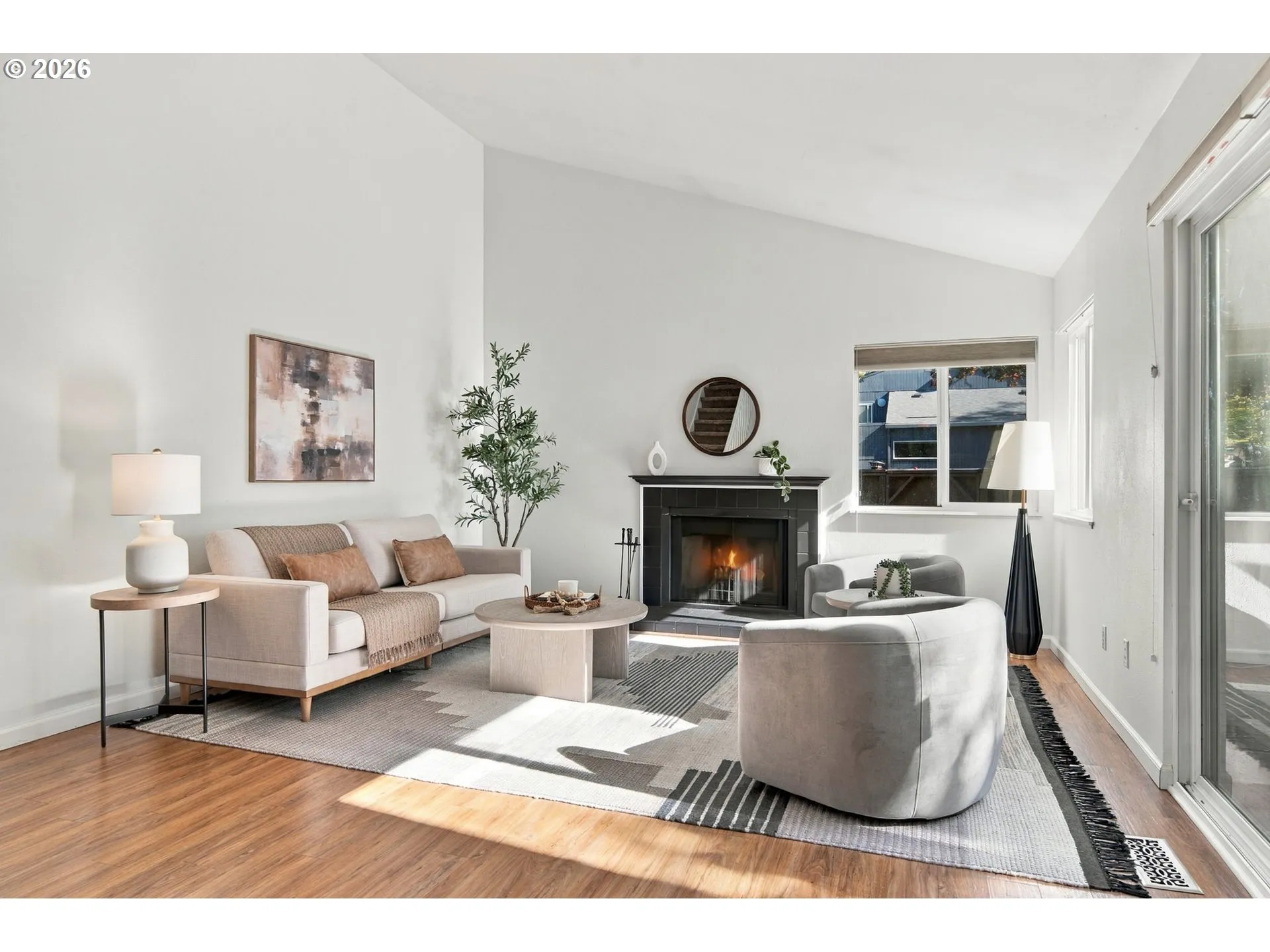 Living Room-Fireplace