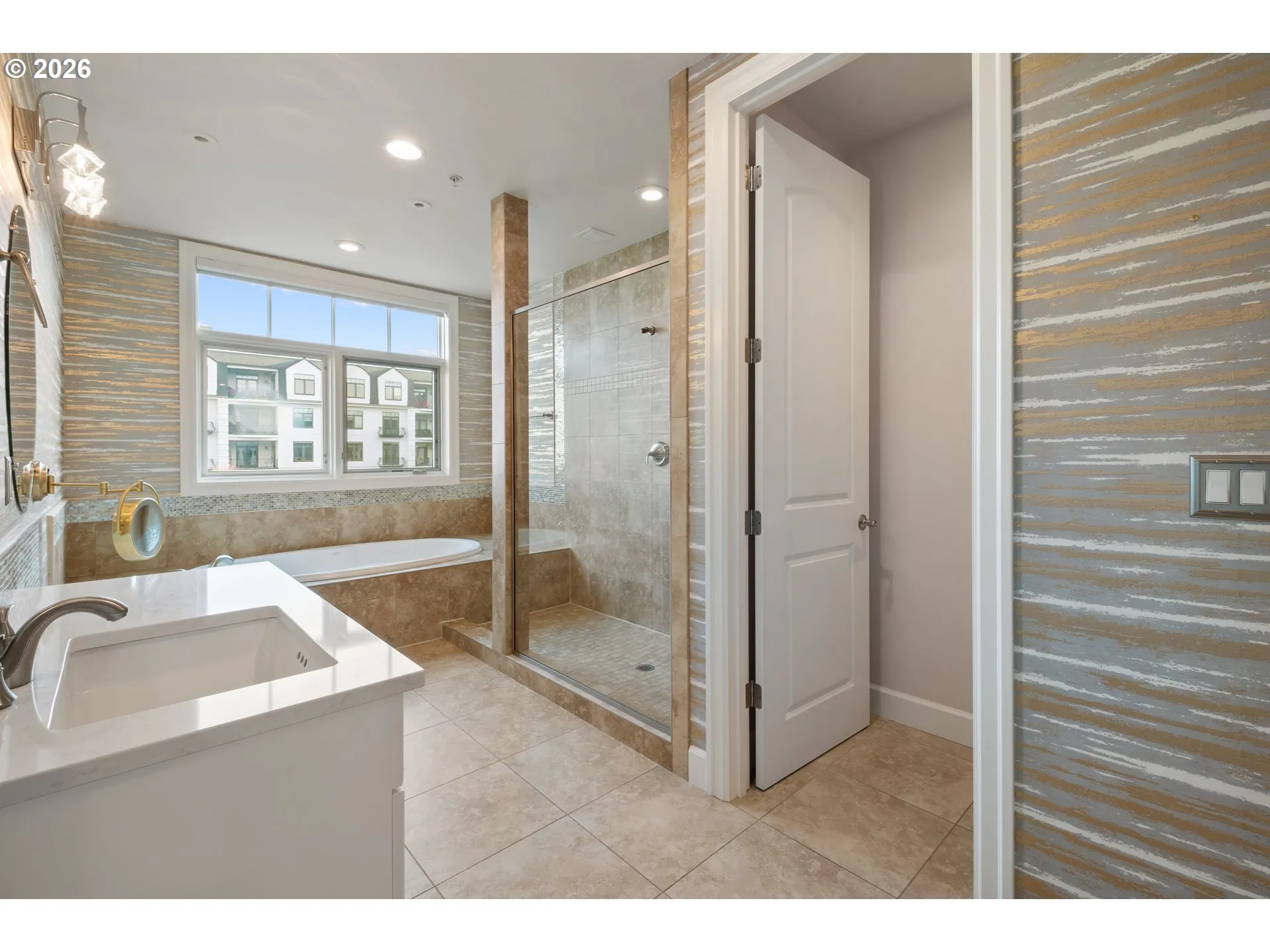 Bathroom, Attached