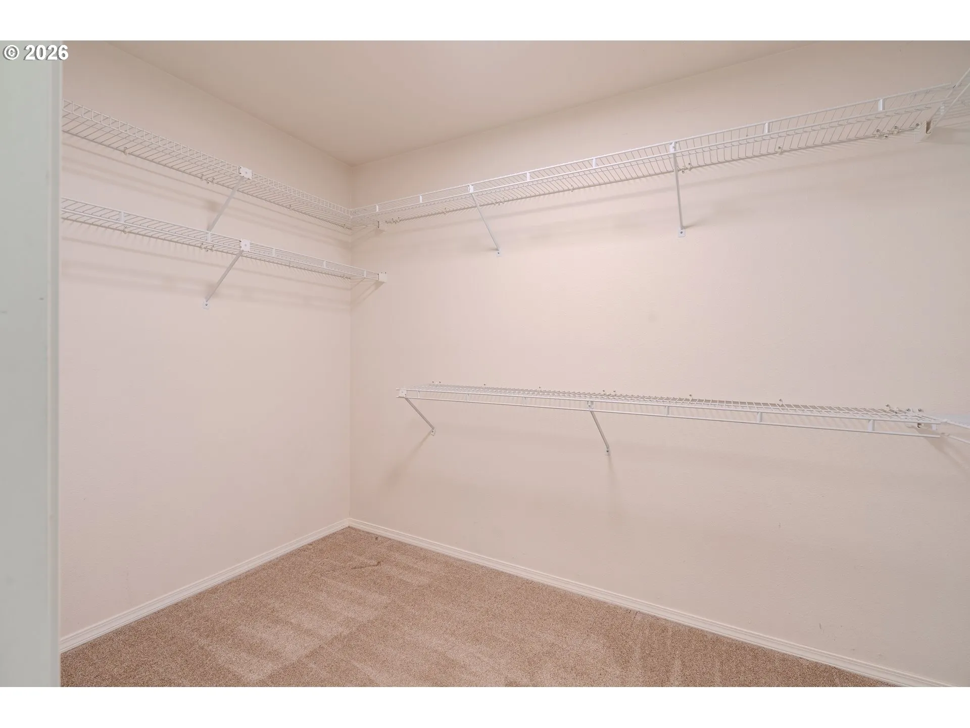 Bedroom, Owner's Suite-Walk-In Closet