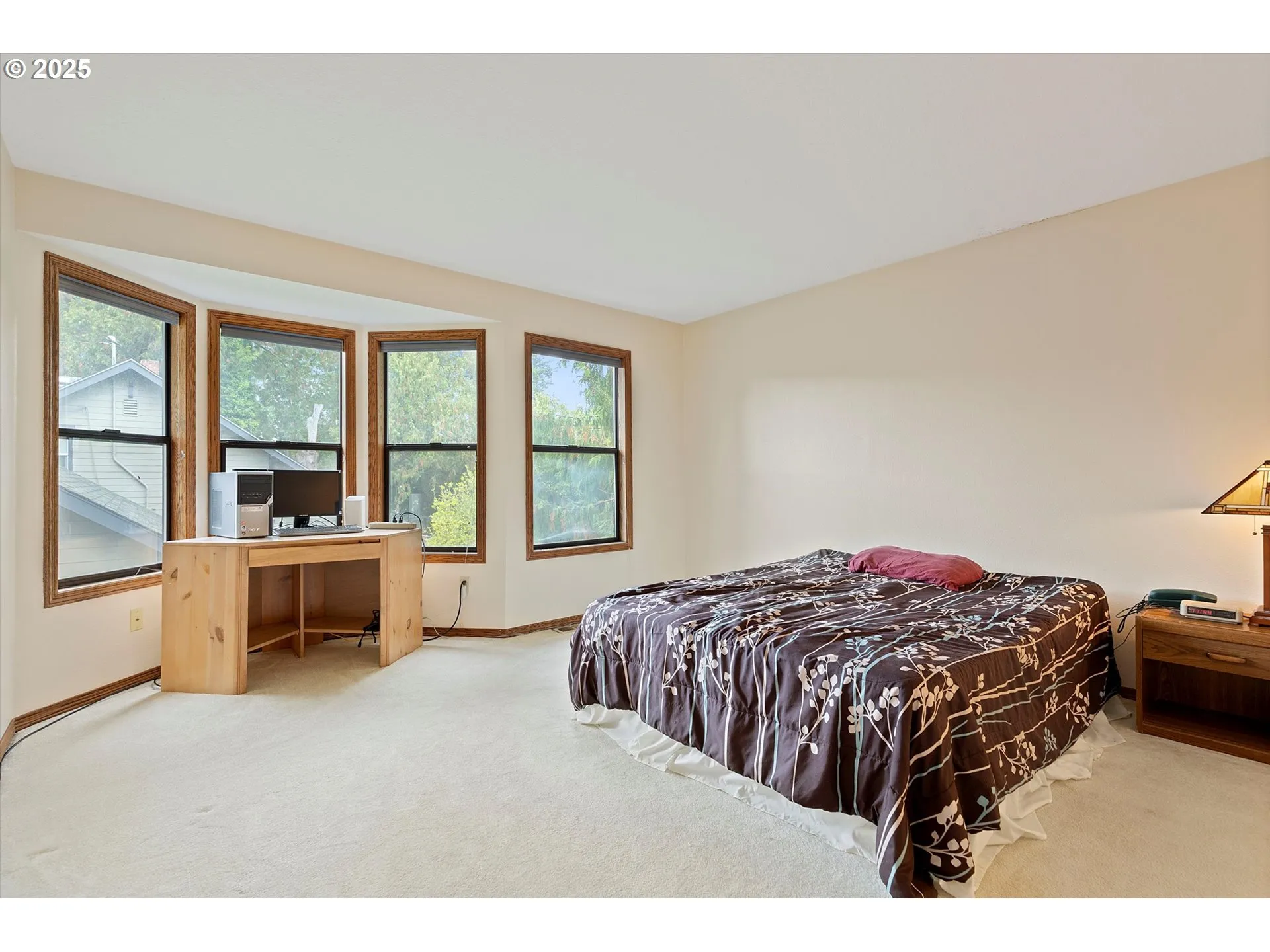 Bedroom, Owner's Suite-Upper