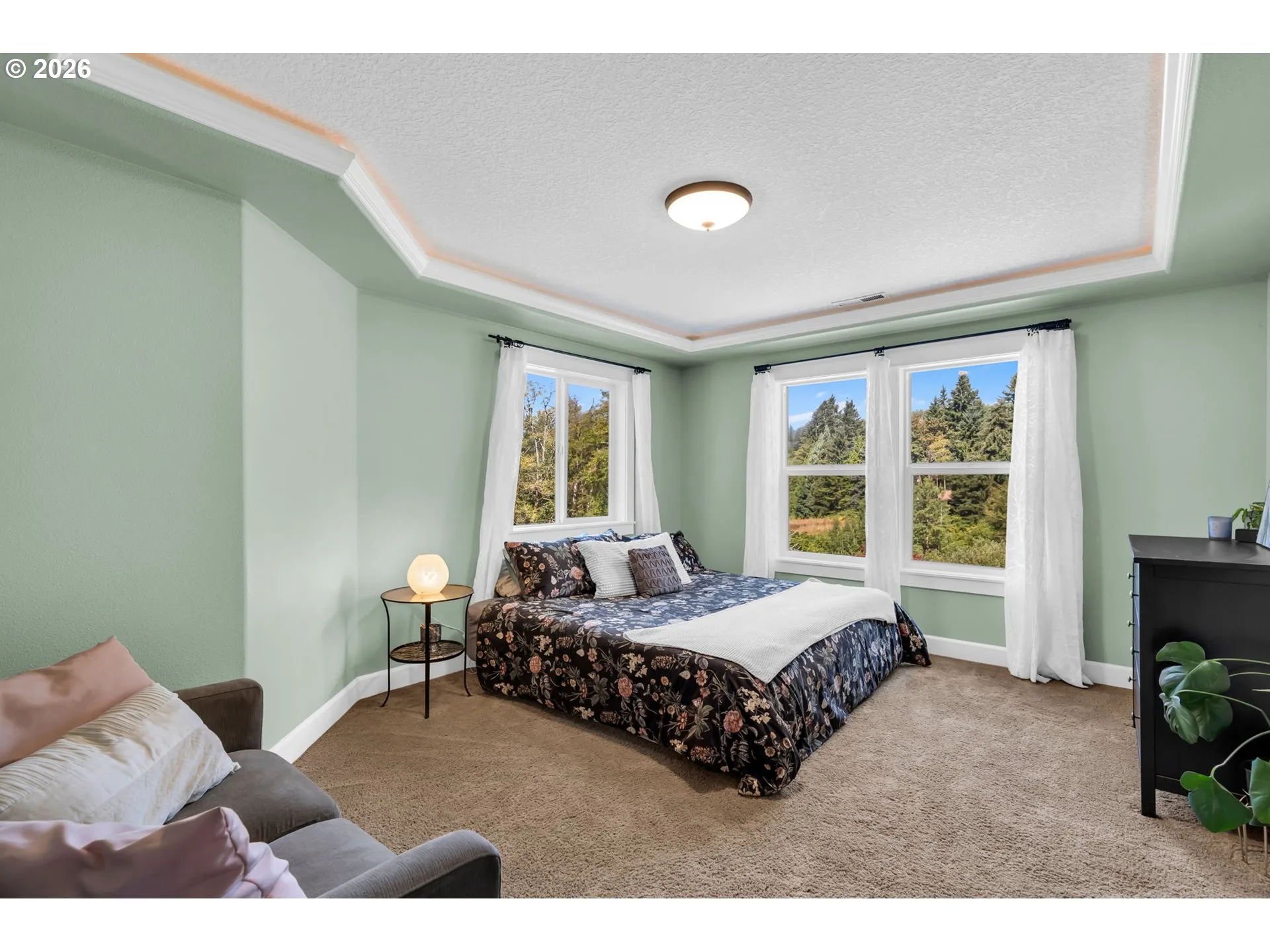 Primary Bedroom-Upper