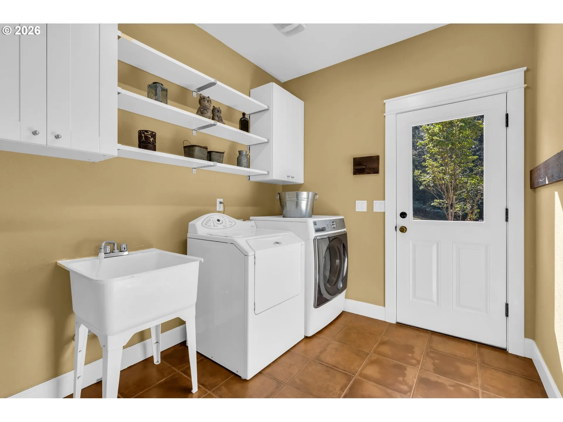 Laundry-Main