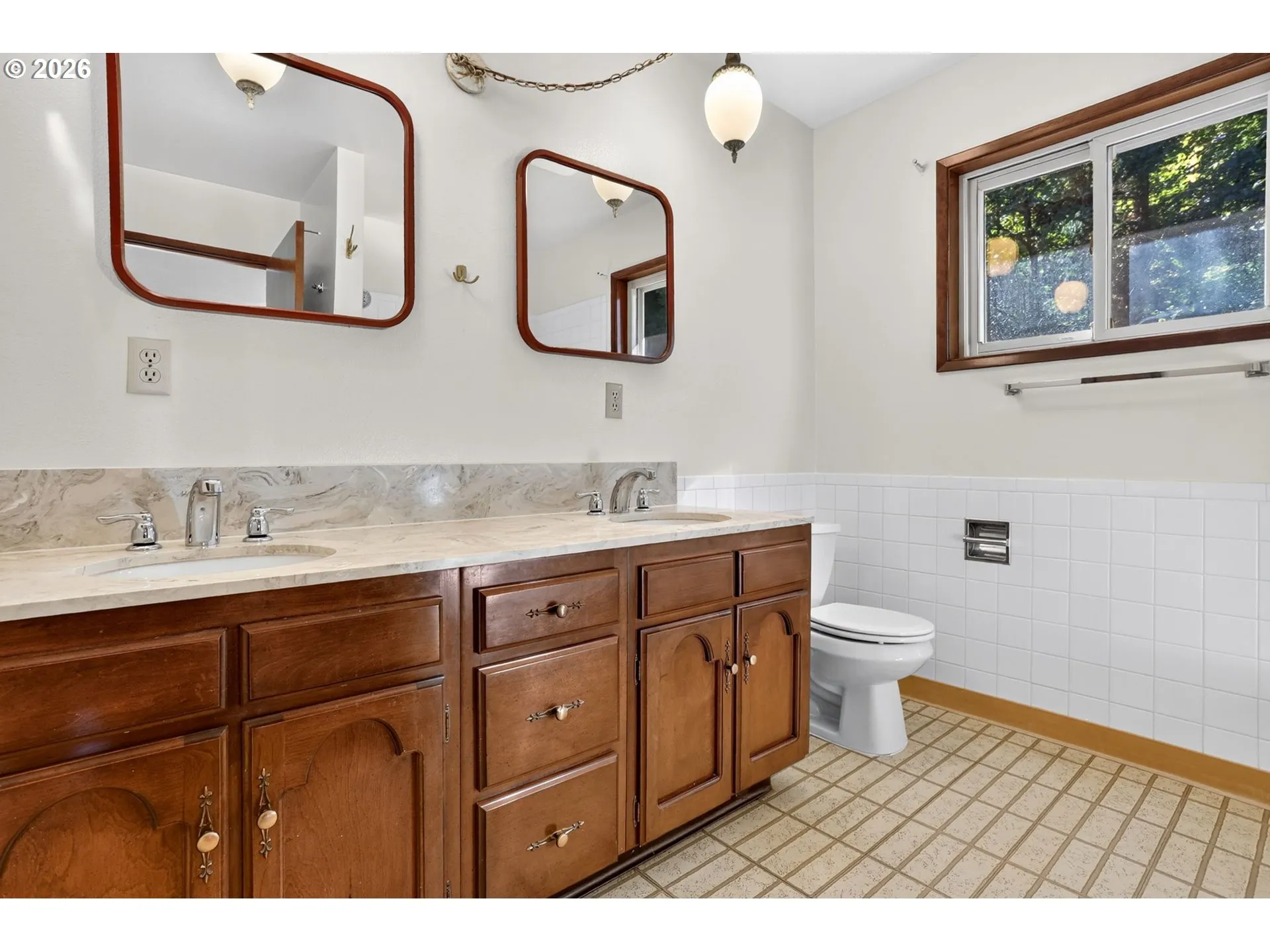 En Suite Bathroom