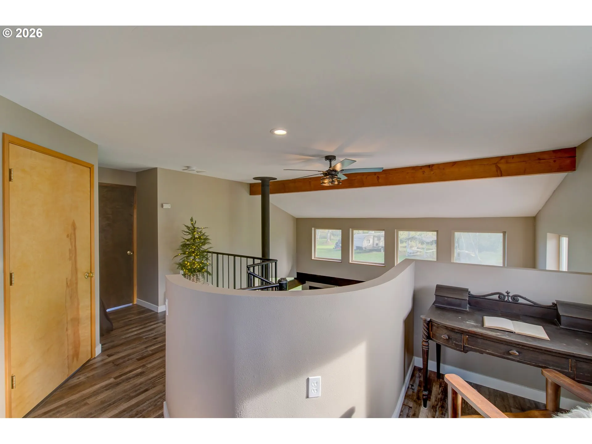 Loft-Wide Angle/Fisheye