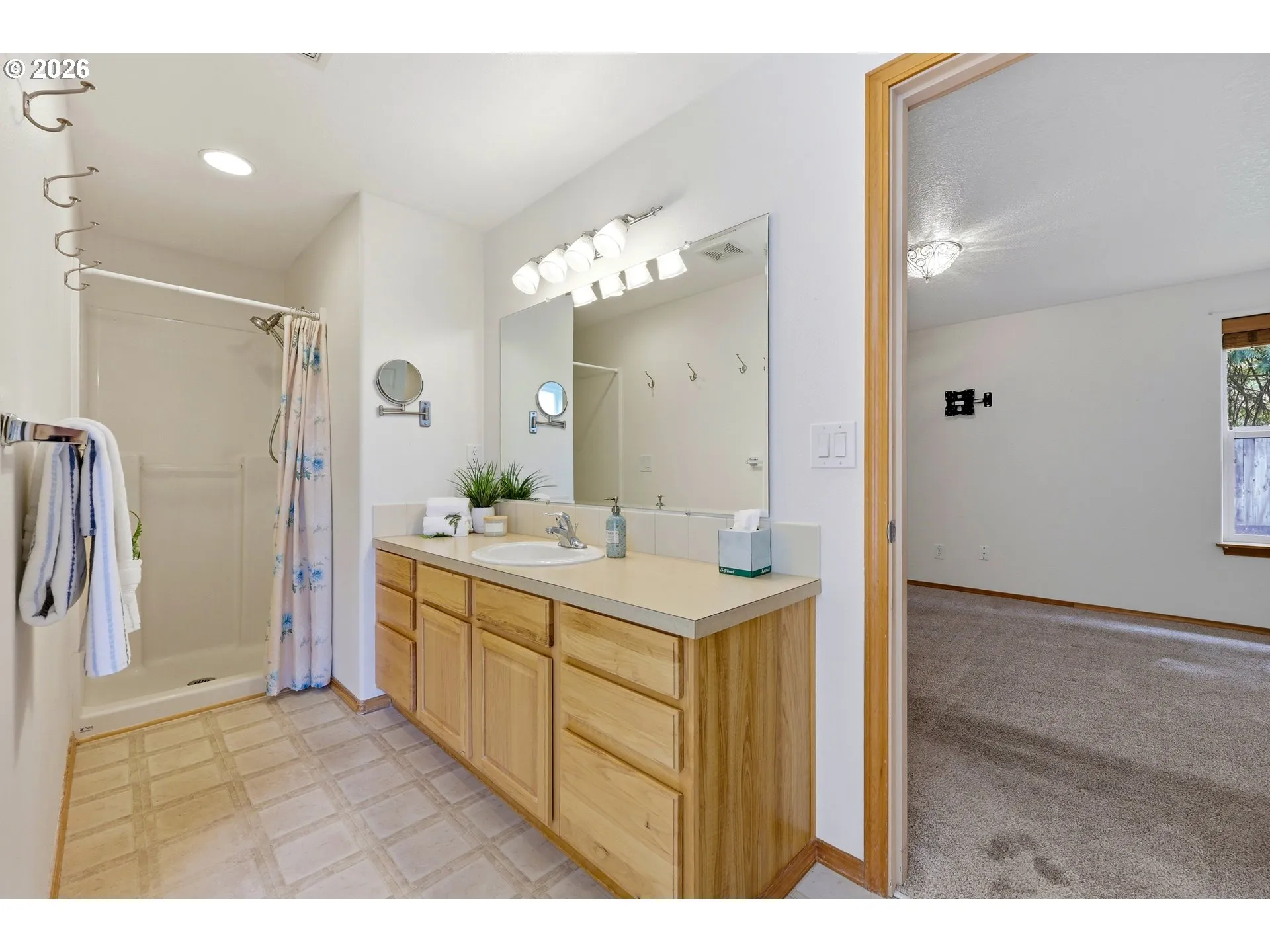 Bathroom-Double Sinks
