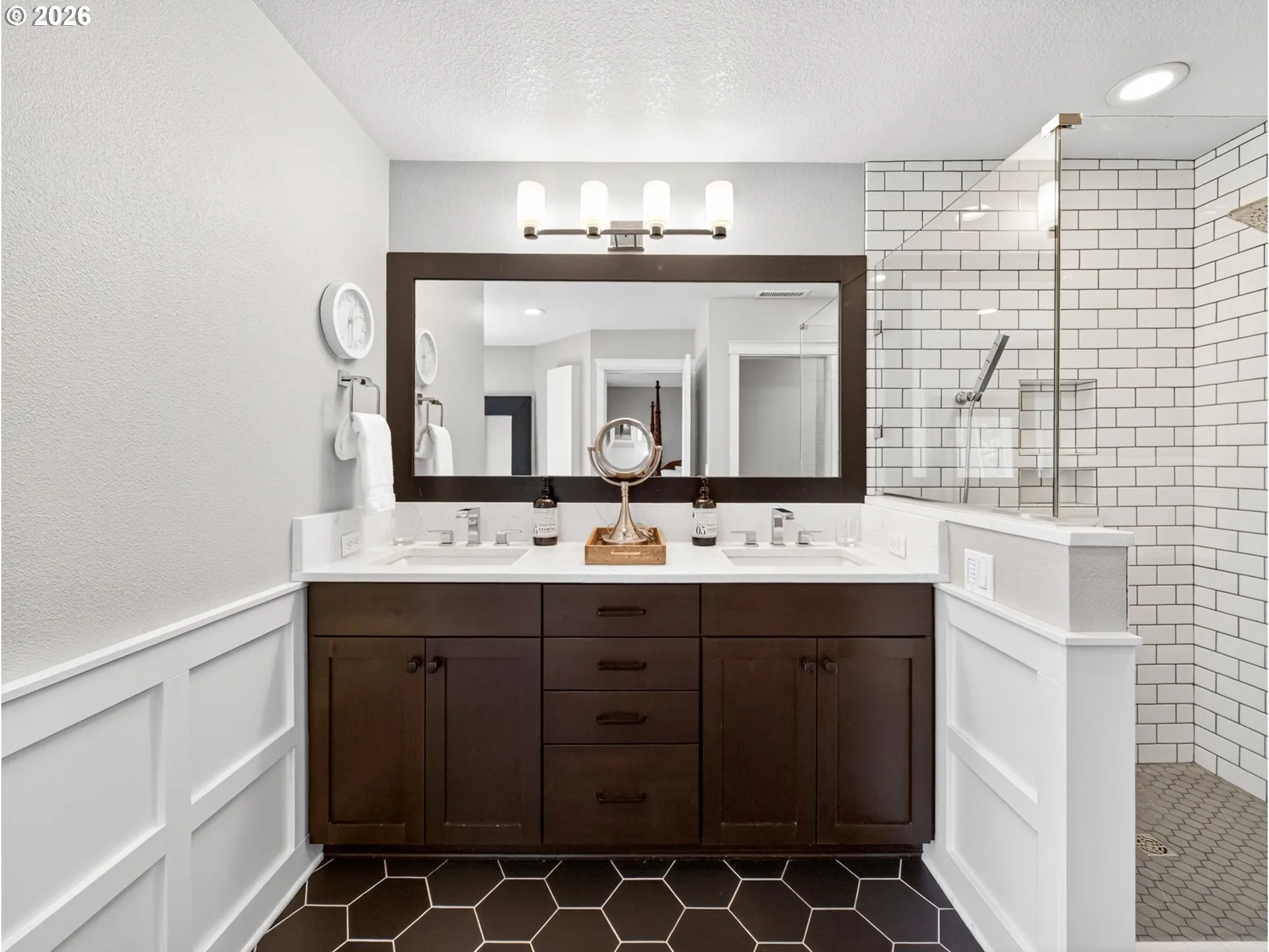 Bathroom, Attached-Double Sinks