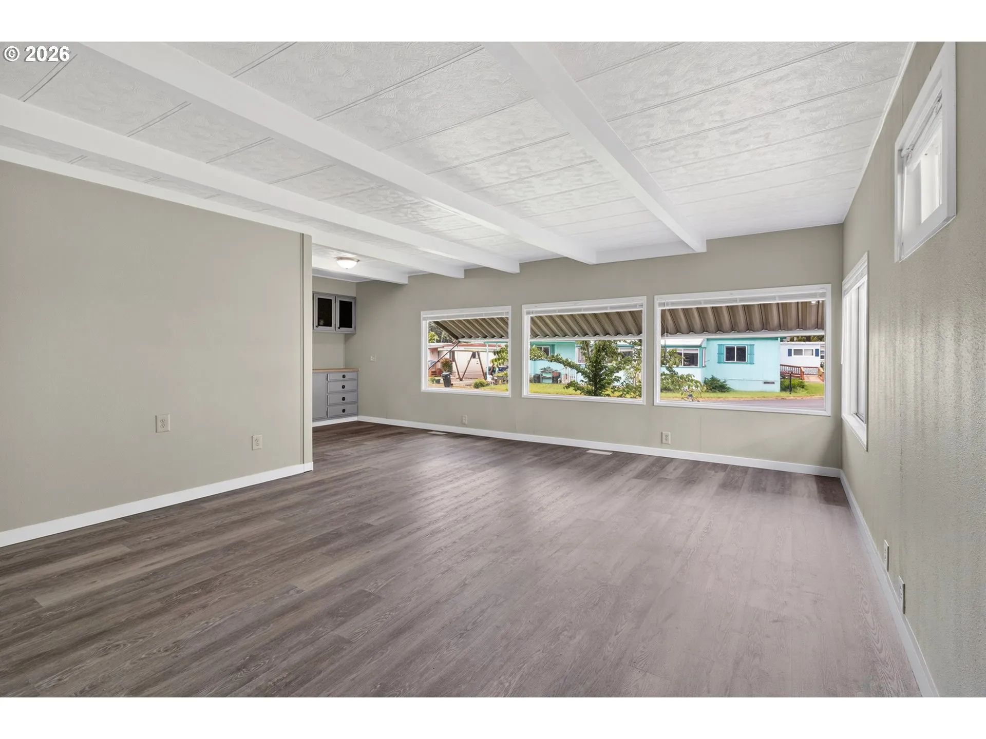Living Room/Dining Room