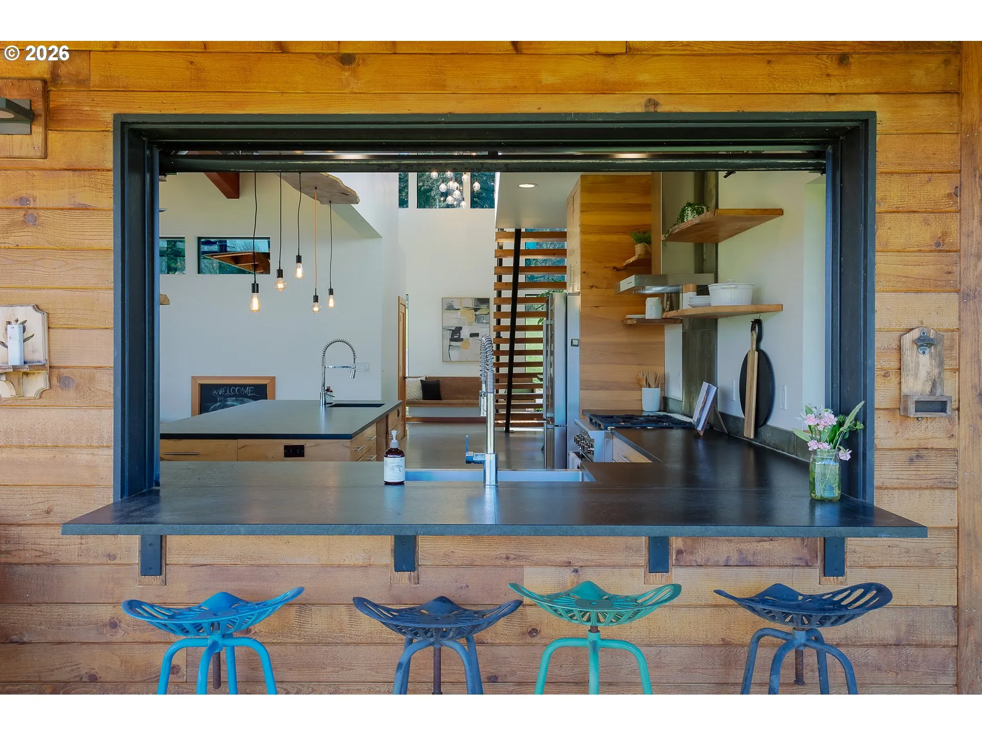 Kitchen/Outside
